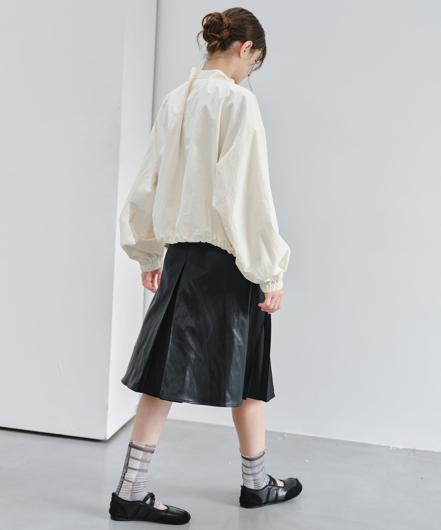 「9月下旬出荷予定」2WAY Faux Leather Pleated Midi Skirt