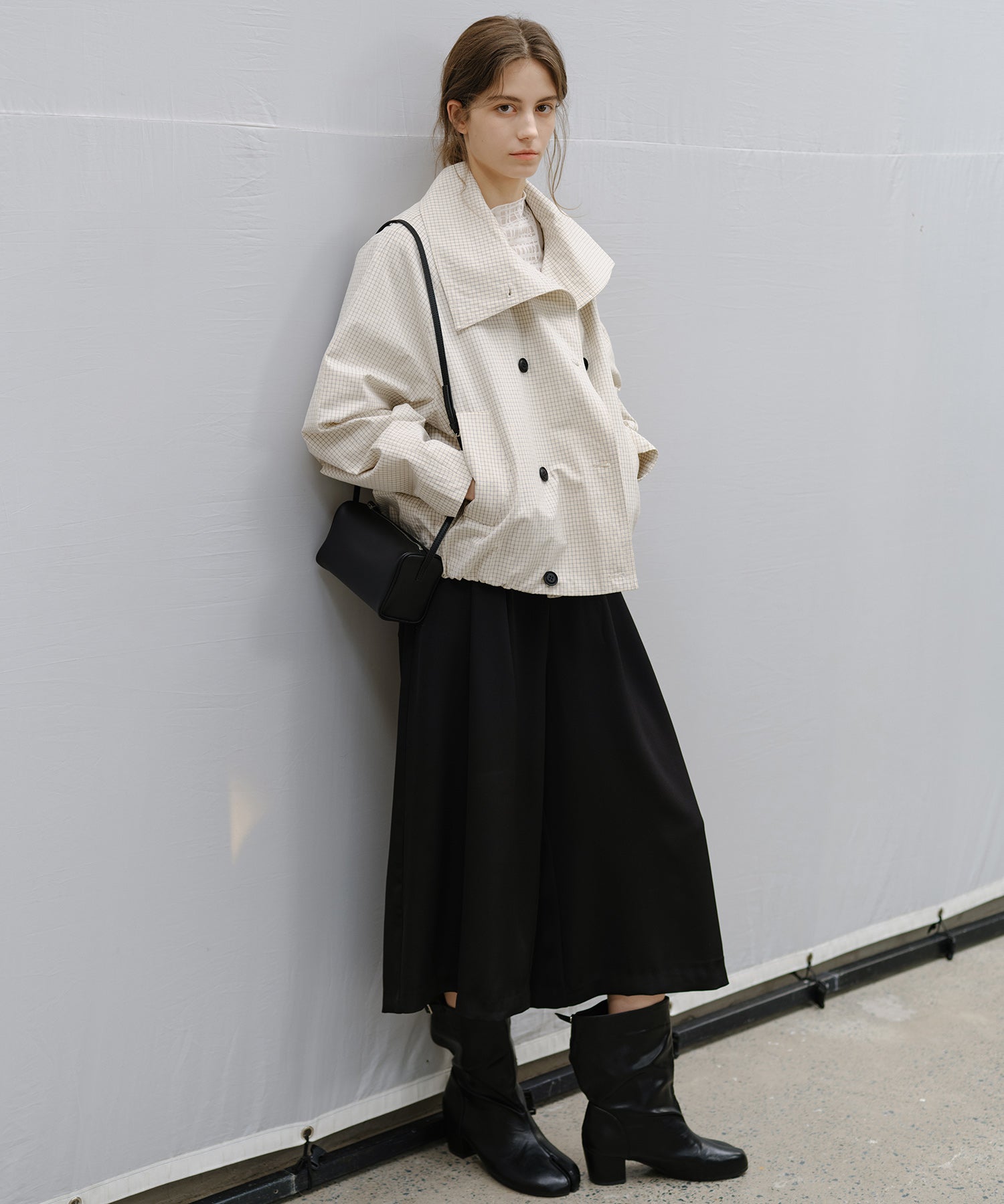 「2월 하순~3월 상순 출하」Double-Breasted Check Cropped Jacket