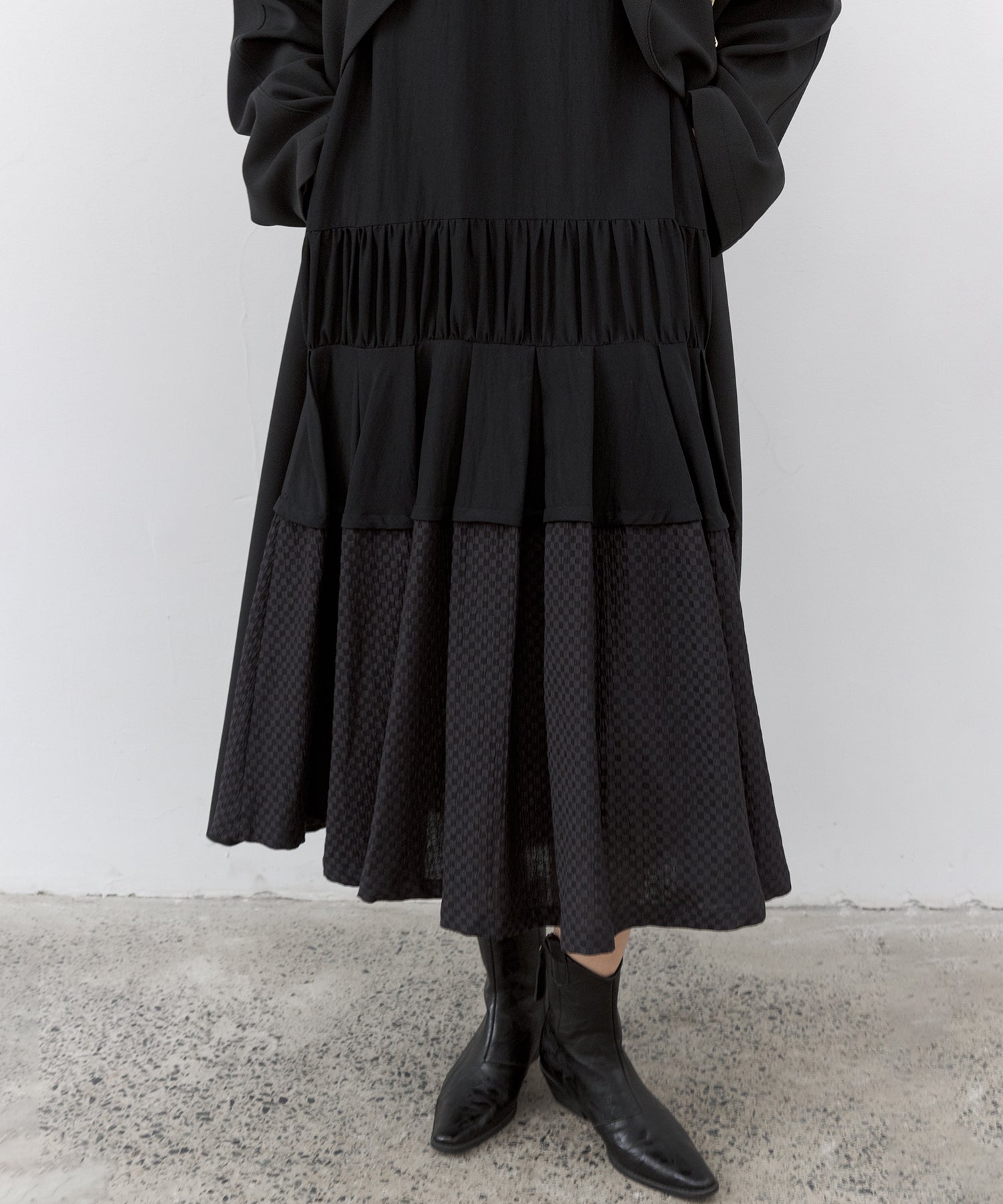 Mixed-Material Gathered V-Neck Flare Dress