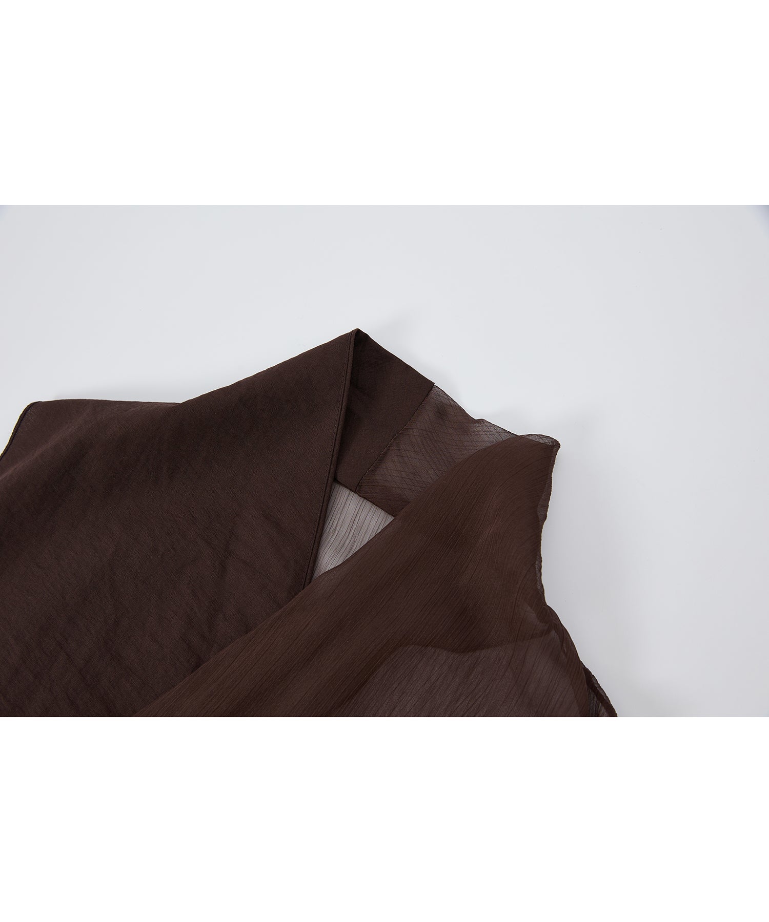 「8月中旬~下旬出荷」Sheer Cross Draped Sleeveless Top