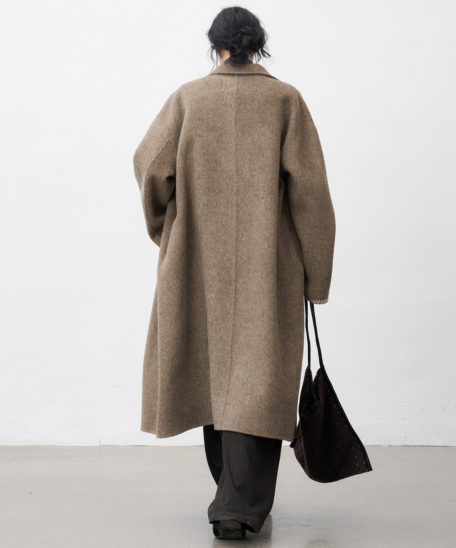 Cut-Out Layered Tote Bag