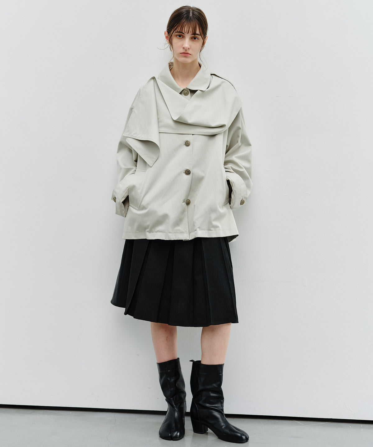 「9月下旬出荷予定」Detachable Scarf Belted Short Trench Coat