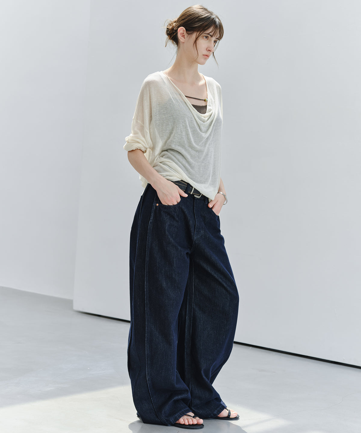 「10月下旬出荷予定」Side-Seam Detail Wide Denim Pants