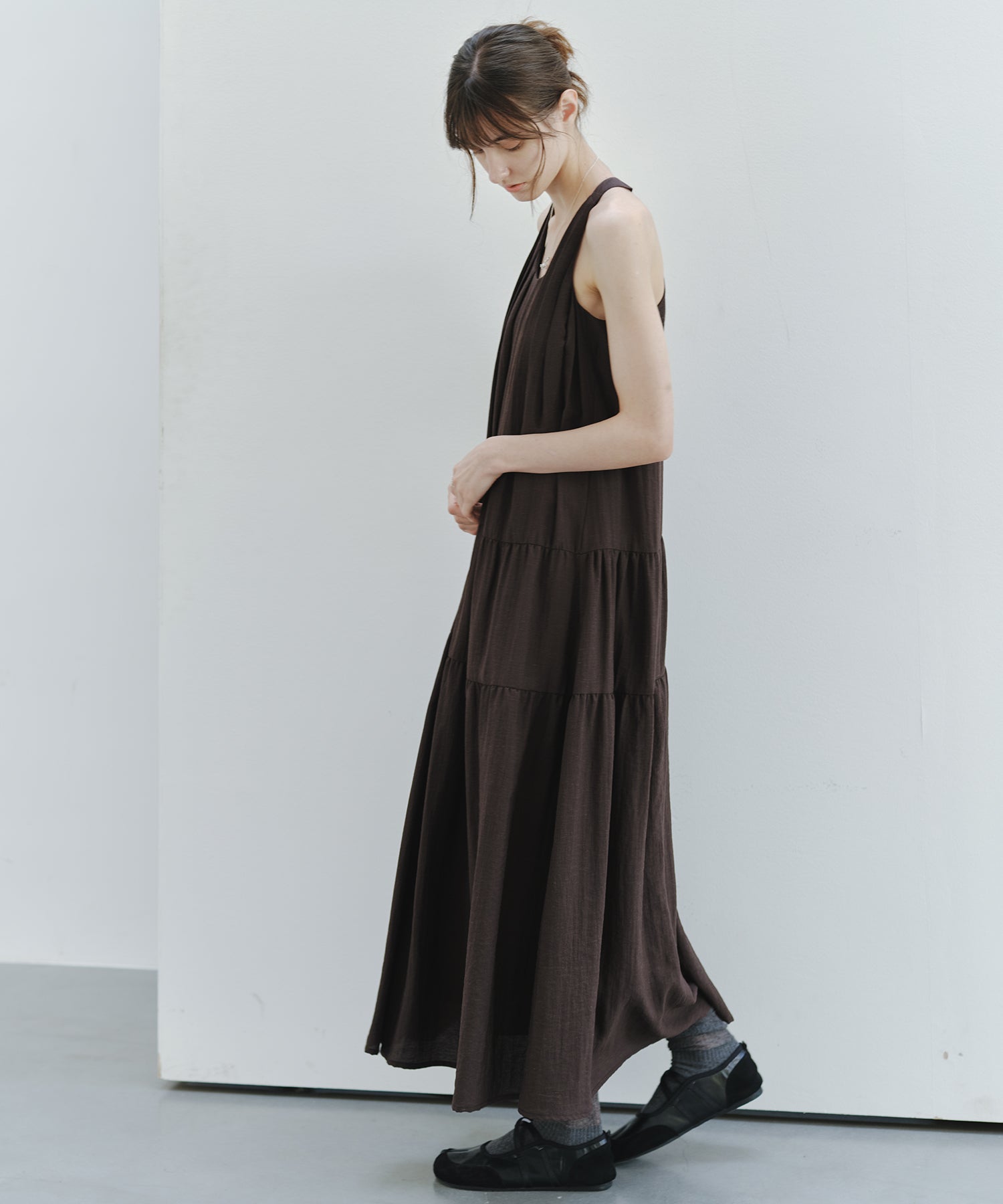 「7月上旬~中旬出荷」Halter Neck Tiered Maxi Dress