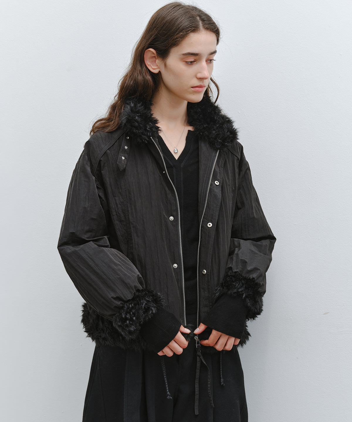 「10月下旬出荷予定」Faux Fur Trim Stand Collar Short Down Jacket