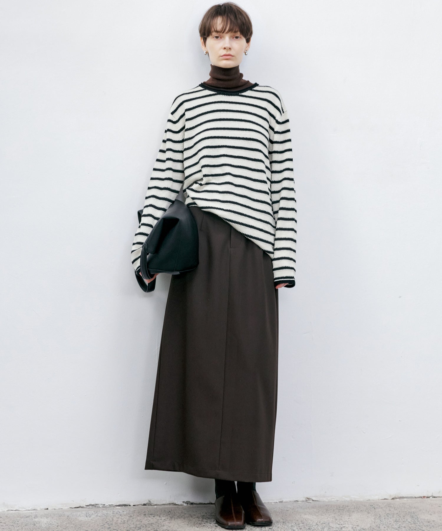 Back-slit maxi skirt