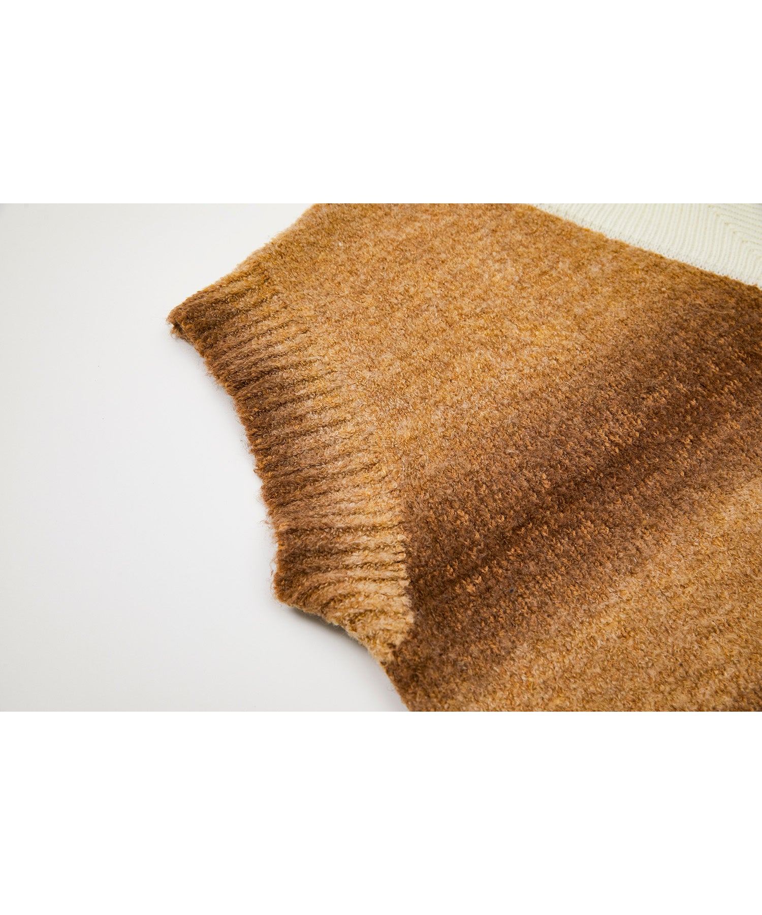 V-Shape Gradient Knit Tank Top