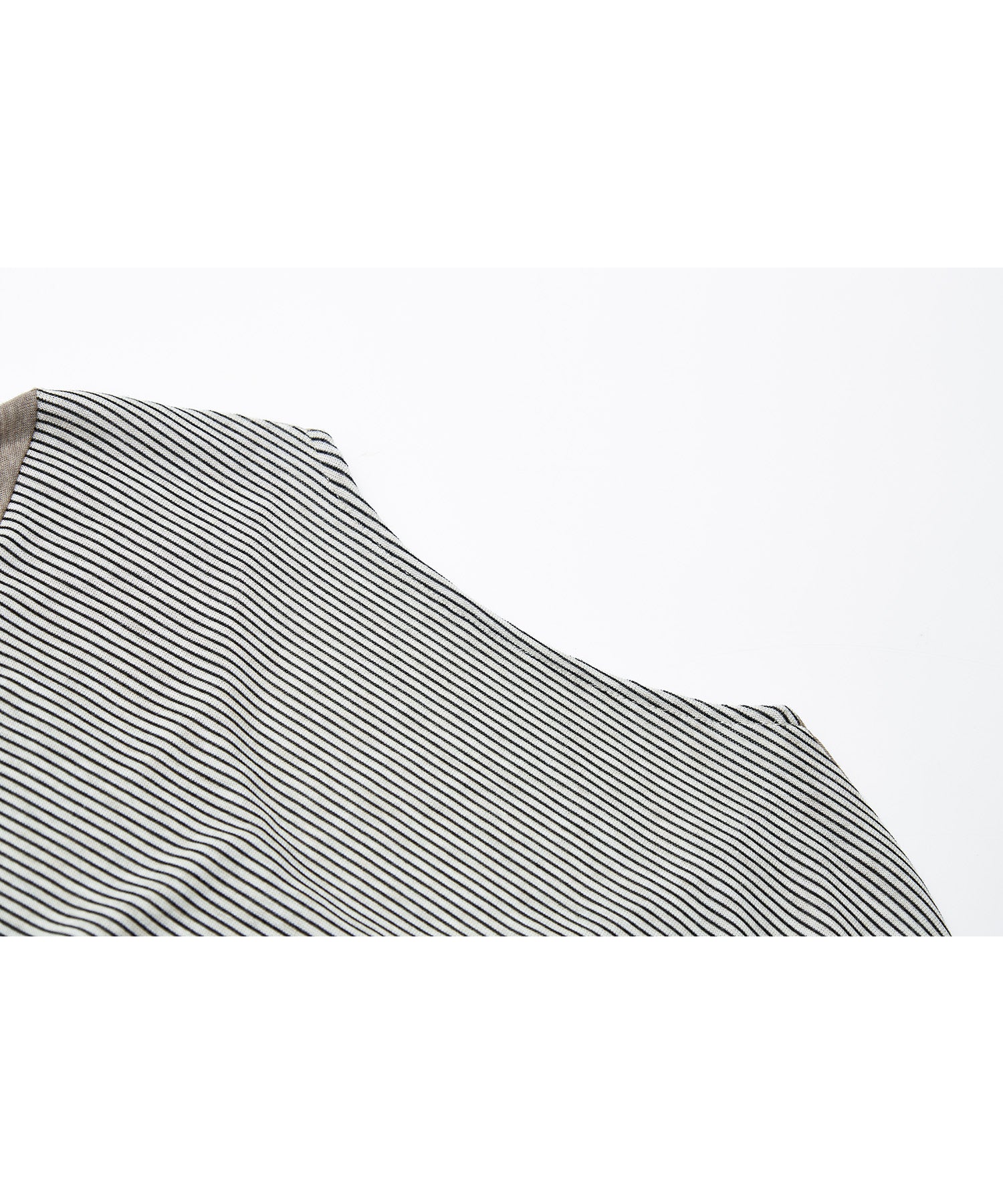 Layered Style U-Neck Stripe Top – Wool Blend