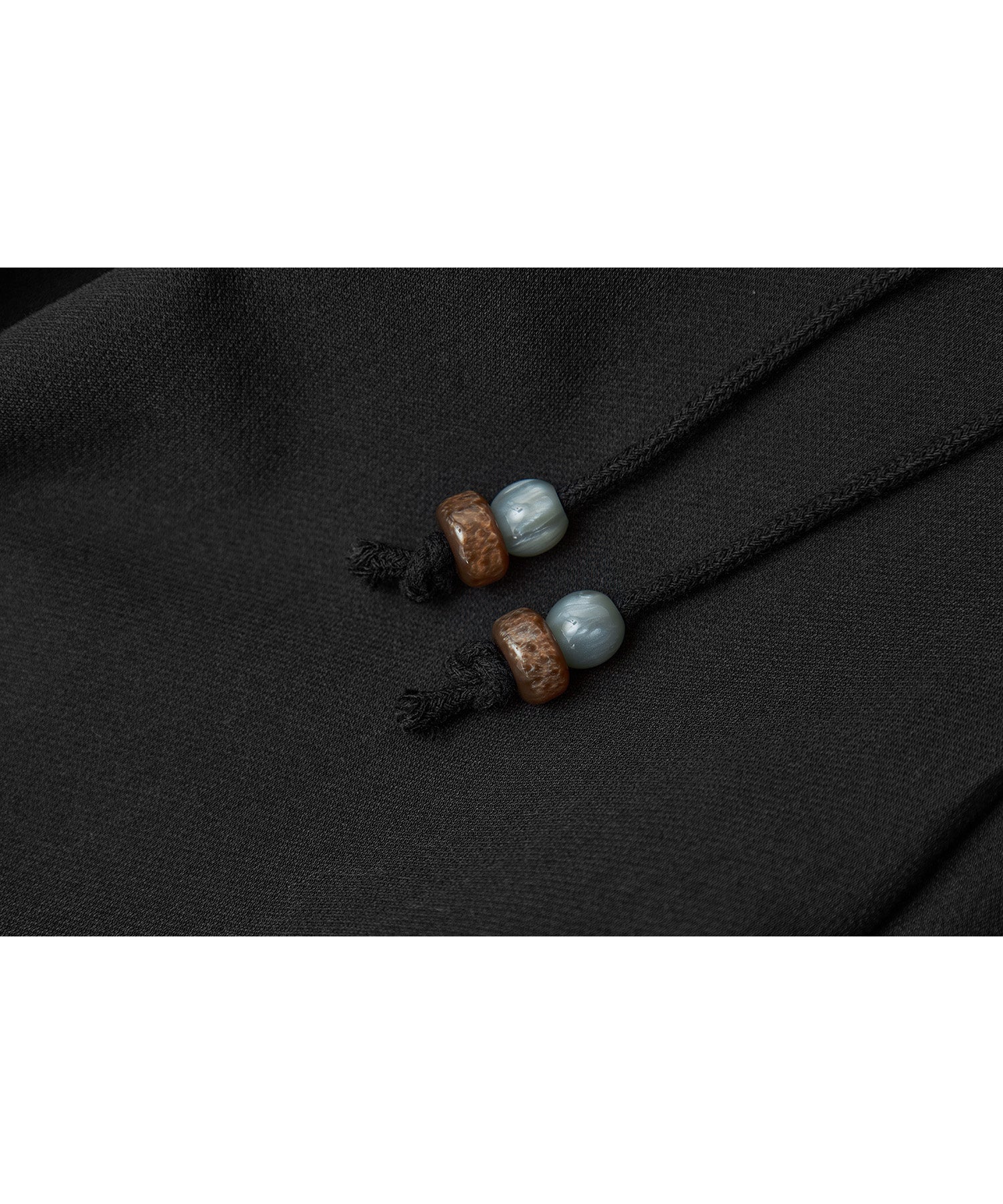 Sculpted Curve Wide Pants – Minimal Line Fit