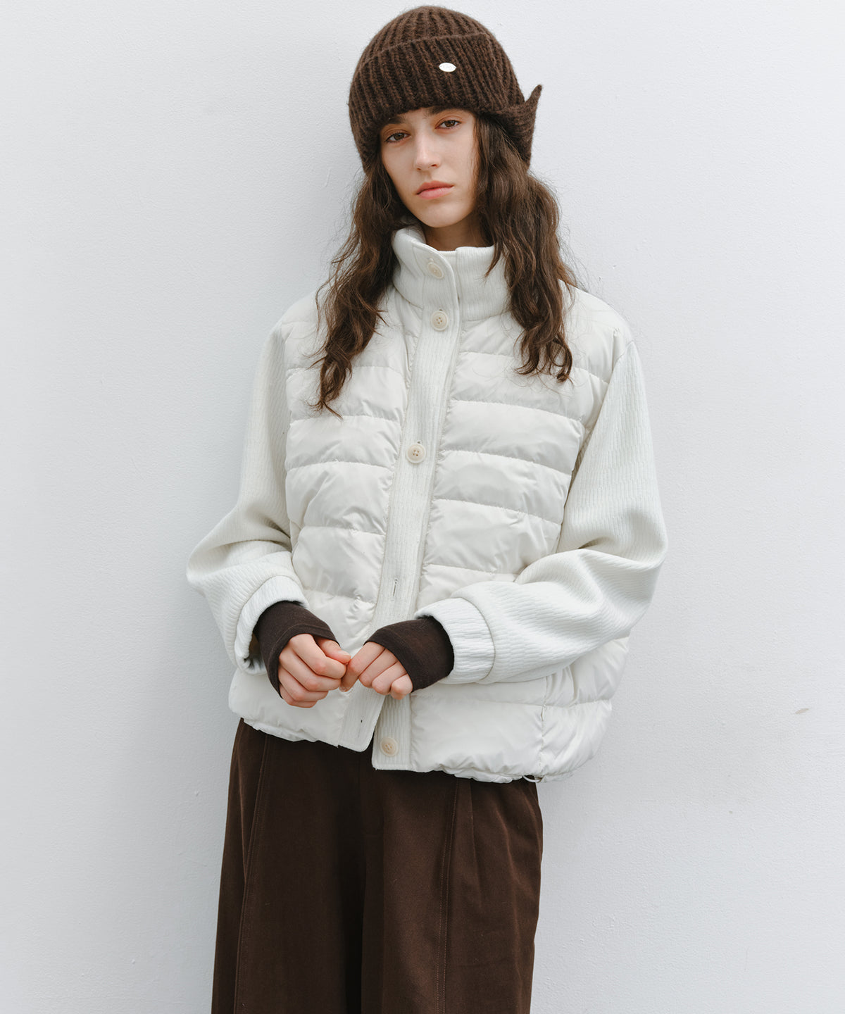 「10月下旬出荷予定」Knit Sleeve Panelled Lightweight Short Down Jacket