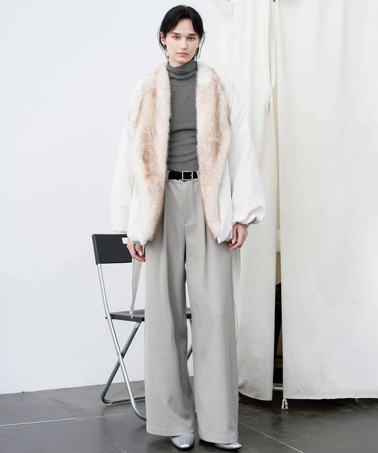 Faux Fur Collar Balloon Down Jacket