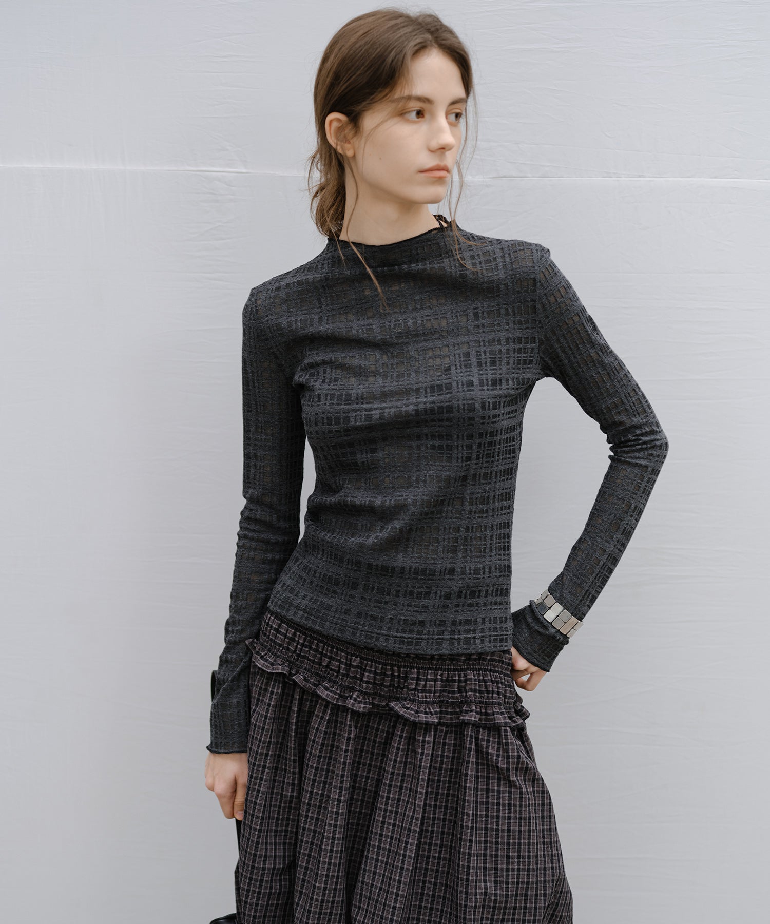 "Shipping from early to mid-March" Check Pattern Sheer Mesh Long Sleeve Top