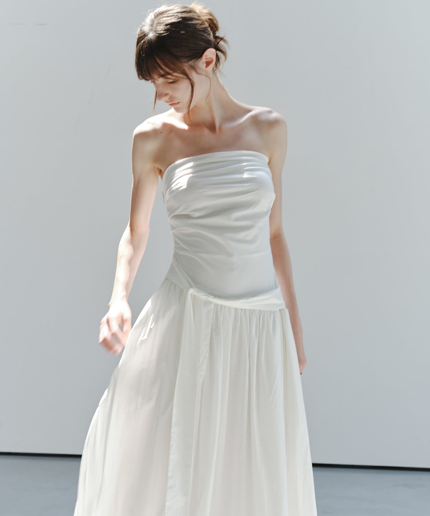 「8月中旬~下旬出荷」Side Tie Draped Strapless Long Dress
