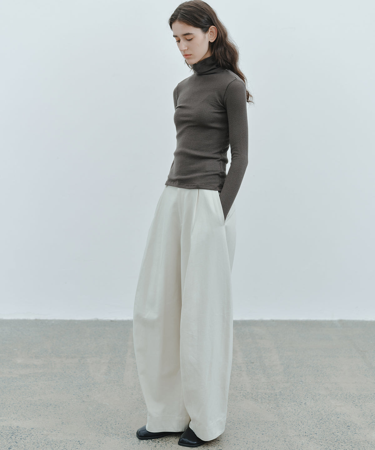「10月下旬出荷予定」Back Elastic Wide Straight Pants