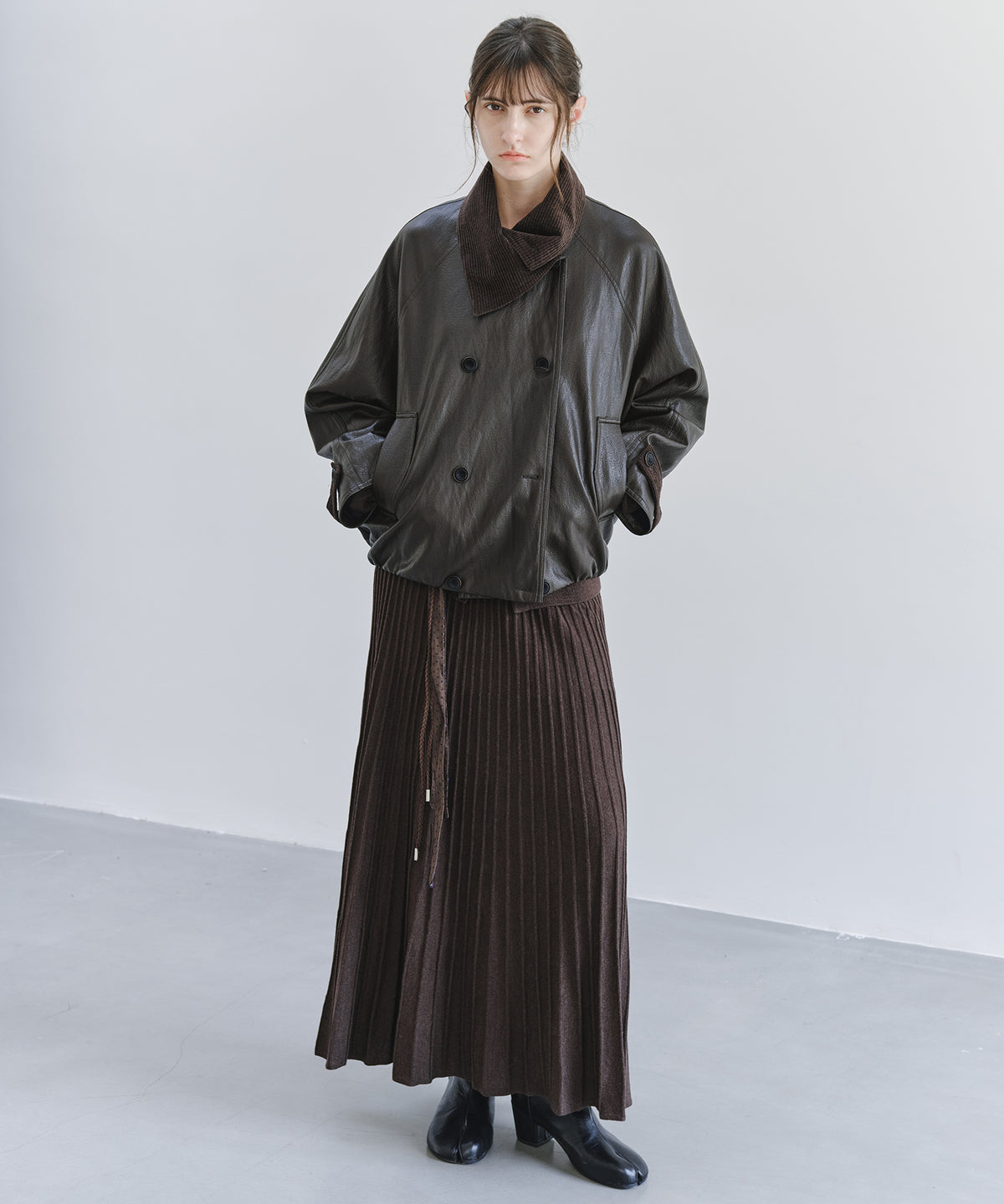 「10月下旬出荷予定」Wool-Silk Blend Pleated Knit Skirt
