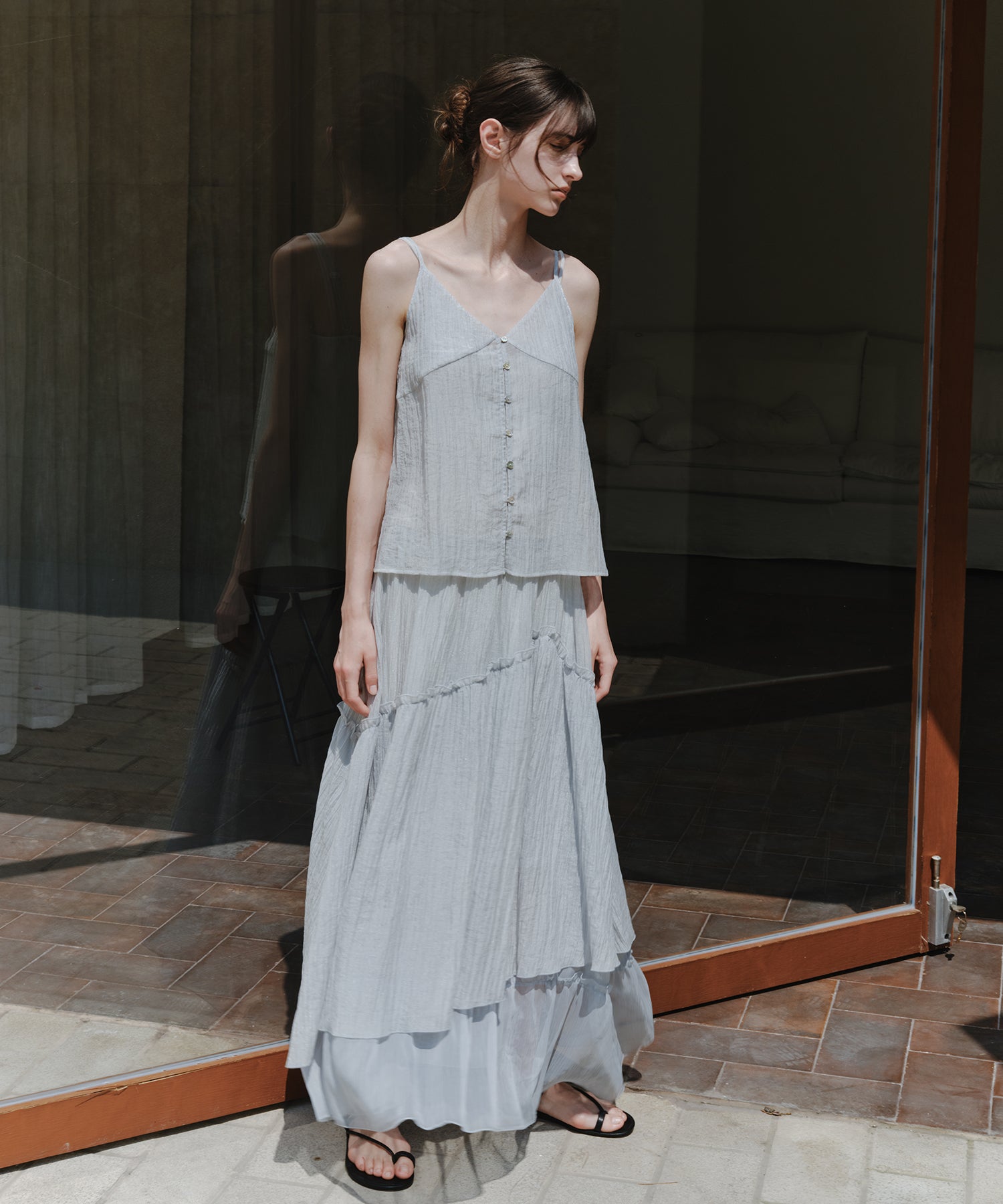 「7月上旬~中旬出荷」Sheer Textured Front Button Camisole