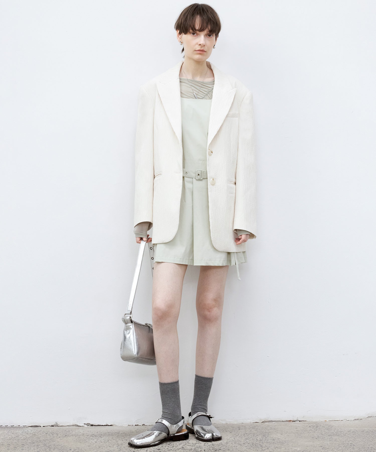 Crinkle Texture White Peak-Lapel Blazer(Shoulder Pads)