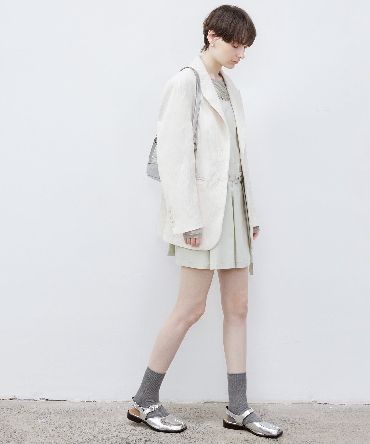 Crinkle Texture White Peak-Lapel Blazer(Shoulder Pads)