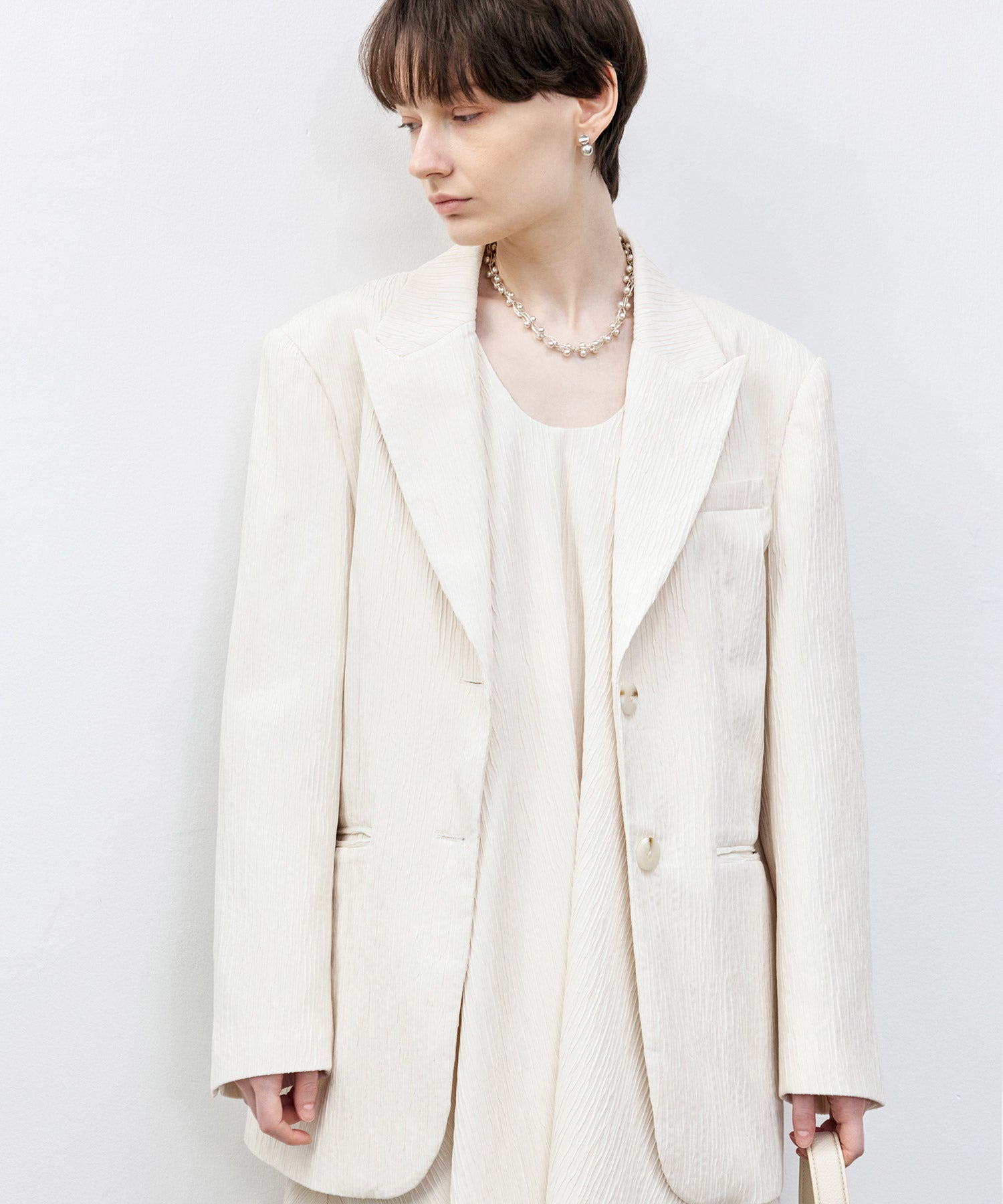 Crinkle Texture White Peak-Lapel Blazer(Shoulder Pads)