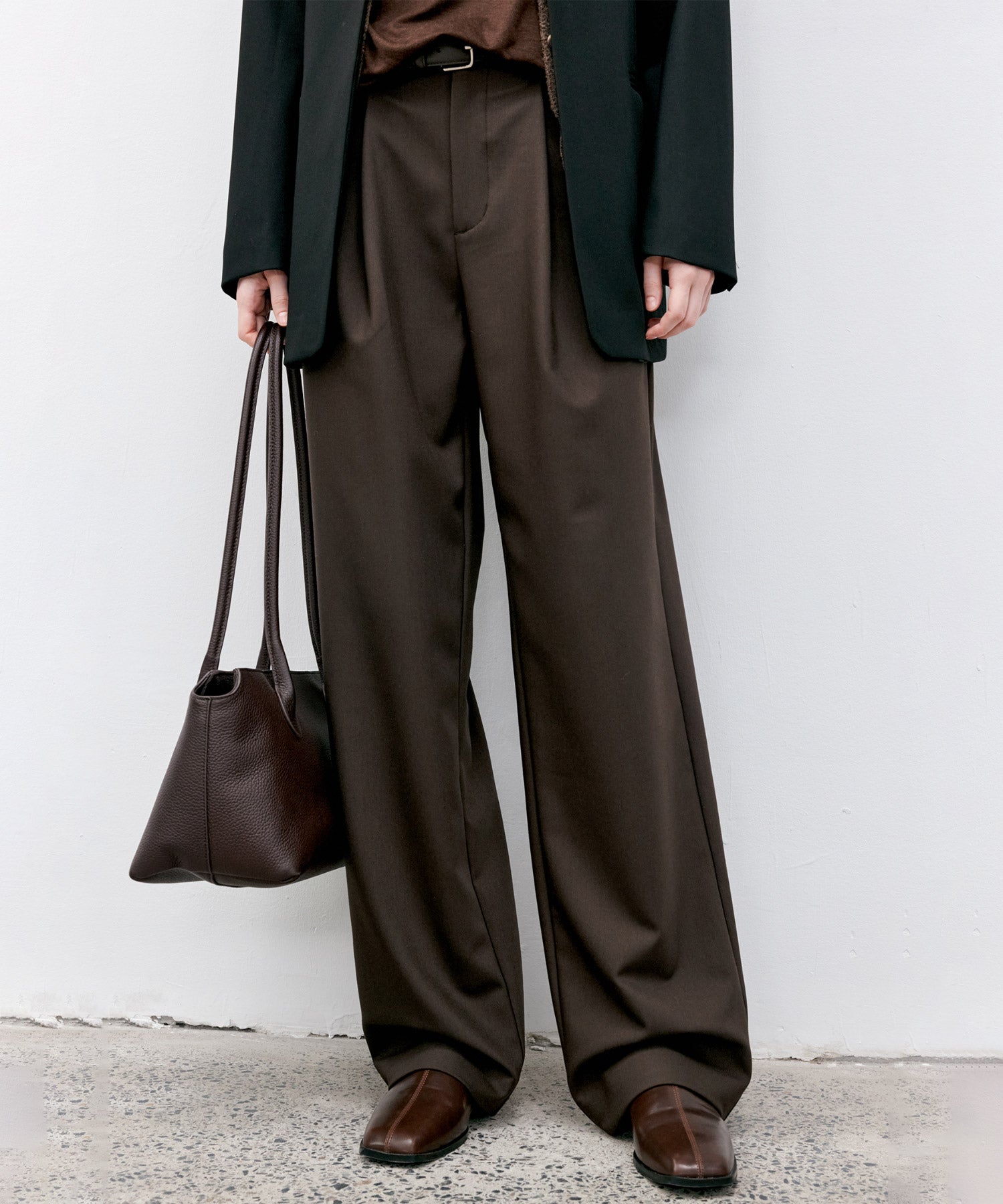 Wide-Leg One-Tuck Pants