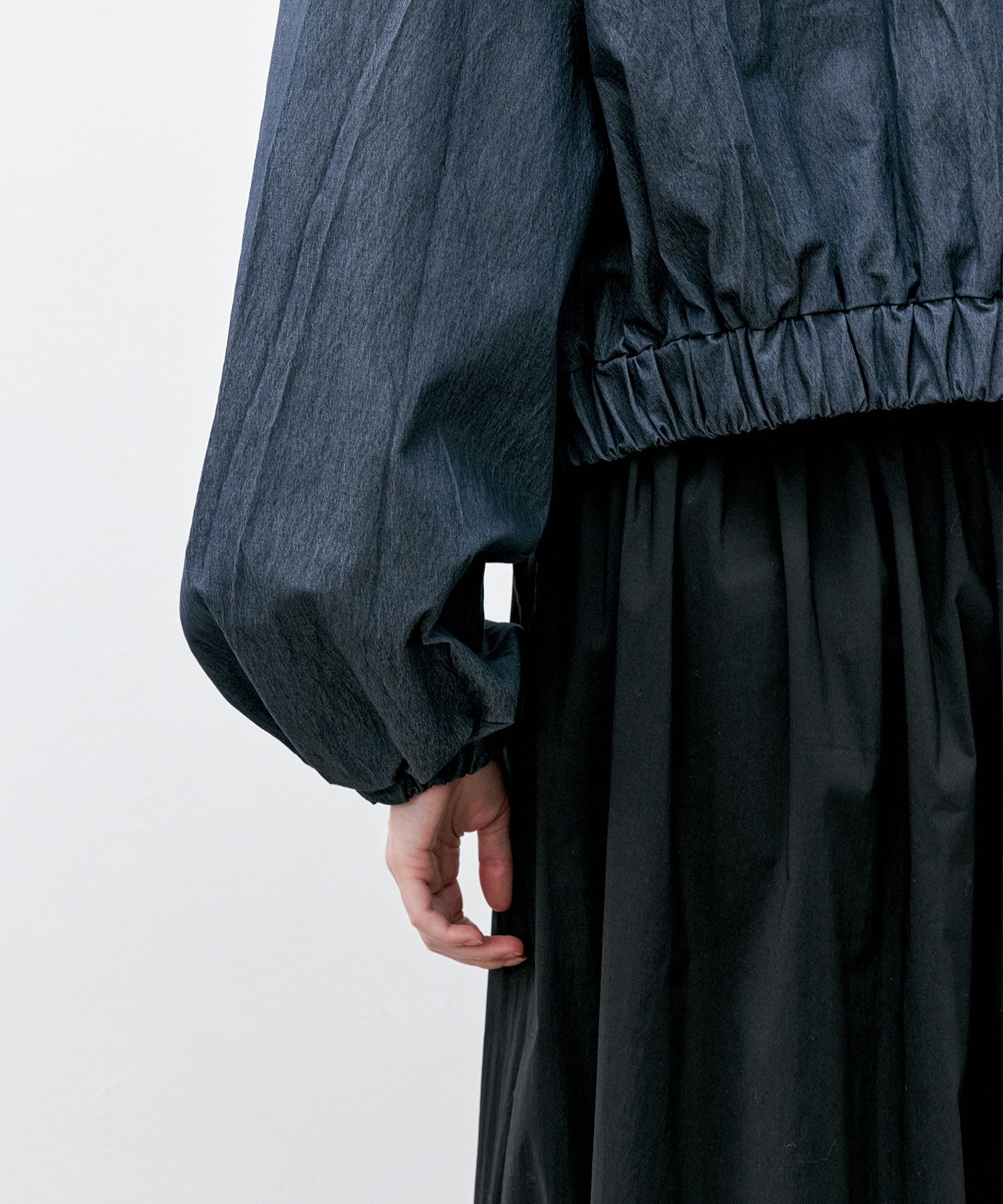 Volume Sleeve Short Jacket