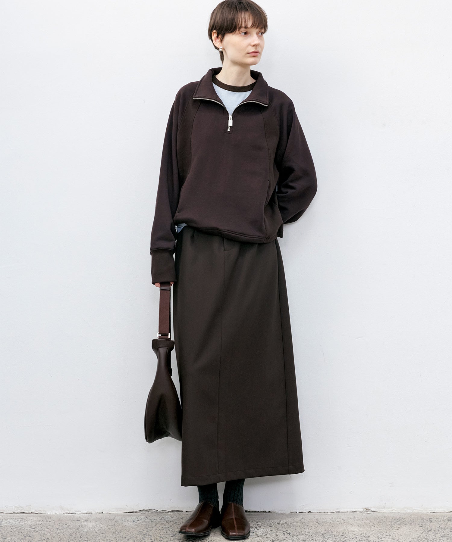 Back-slit maxi skirt