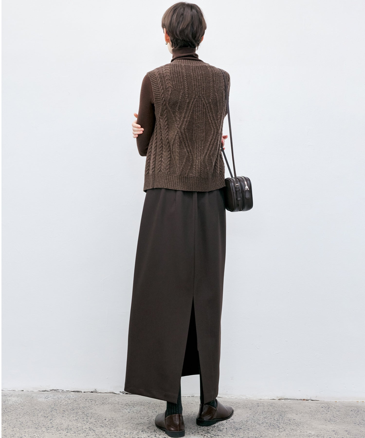 Back-slit maxi skirt