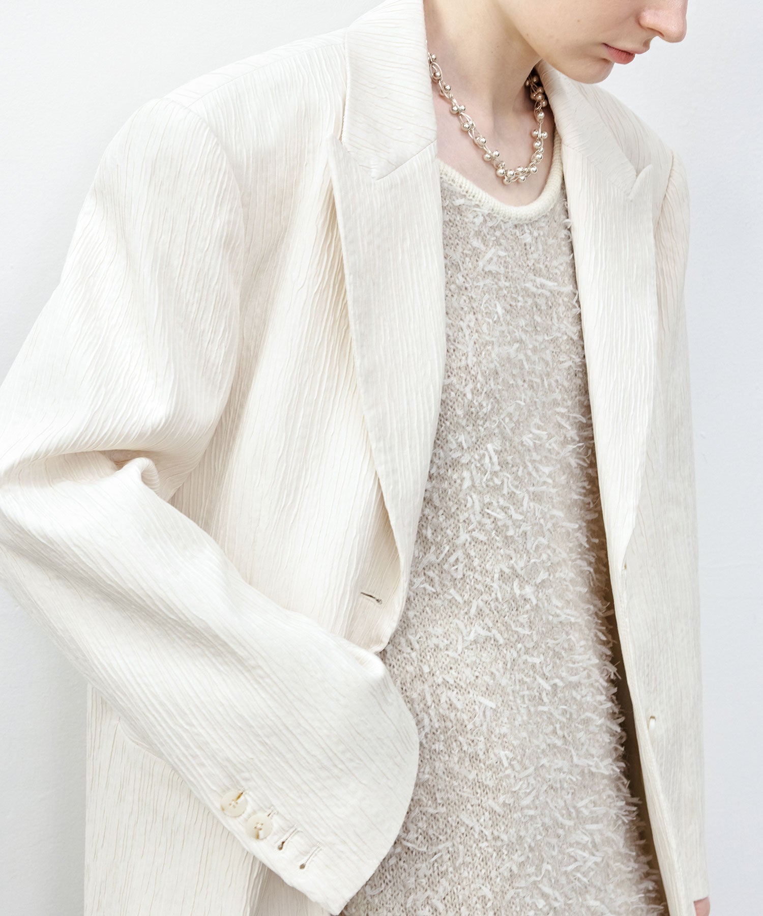 Crinkle Texture White Peak-Lapel Blazer(Shoulder Pads)