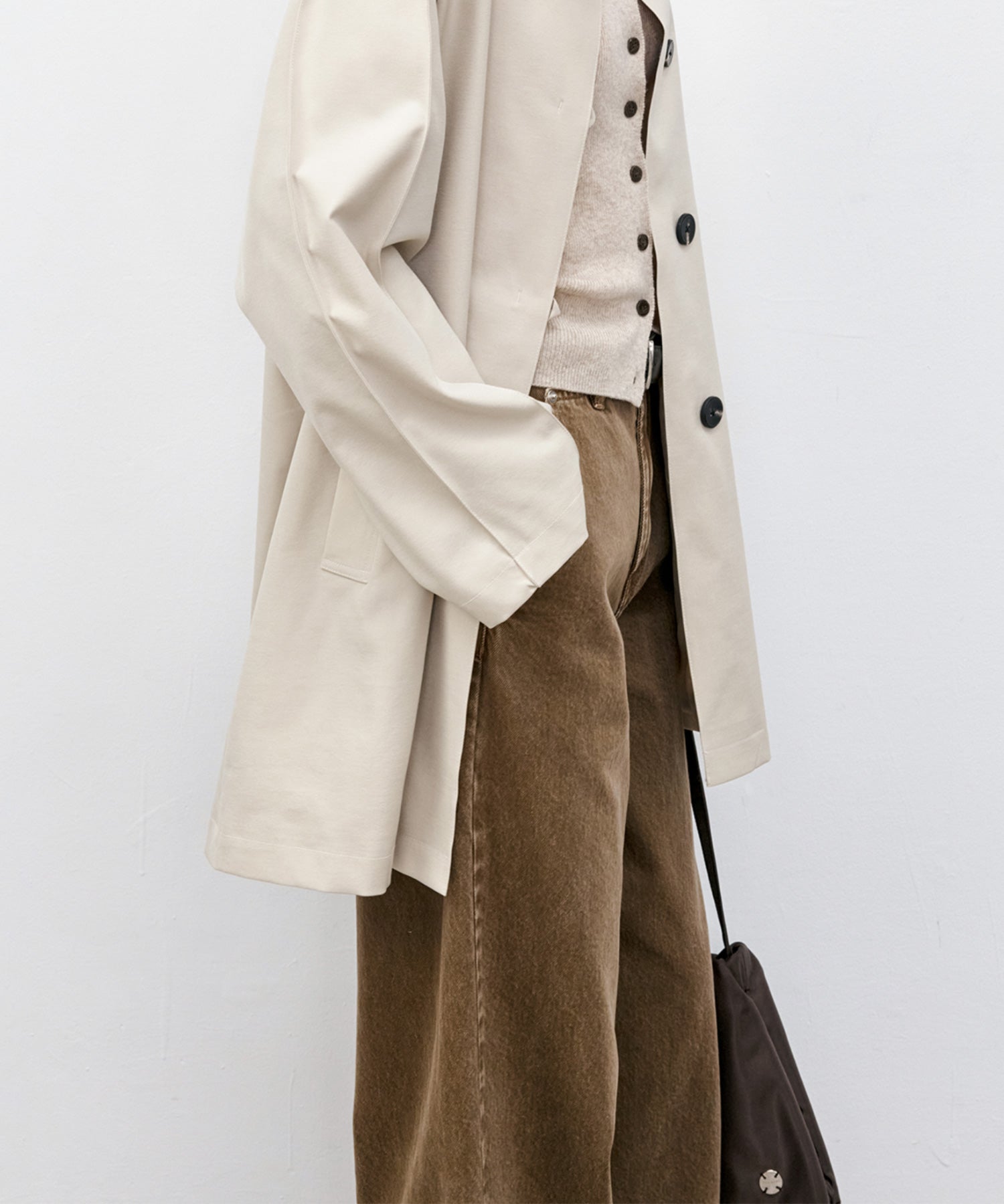 Basic Narrow Straight Brown Denim Pants