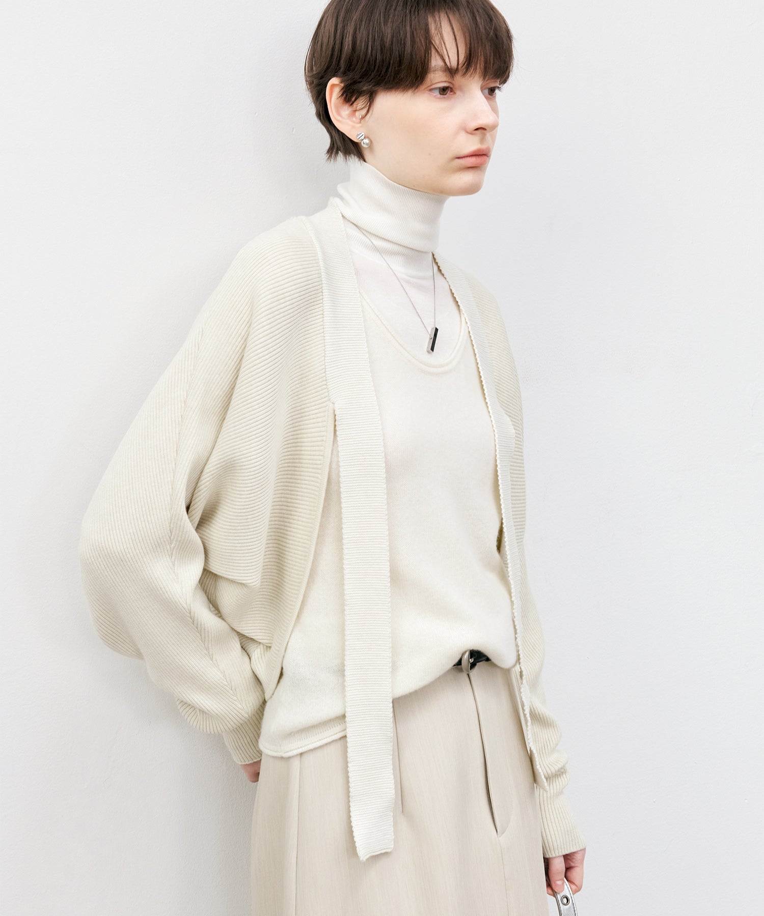 Ribbed Knit Color-block Short Bolero