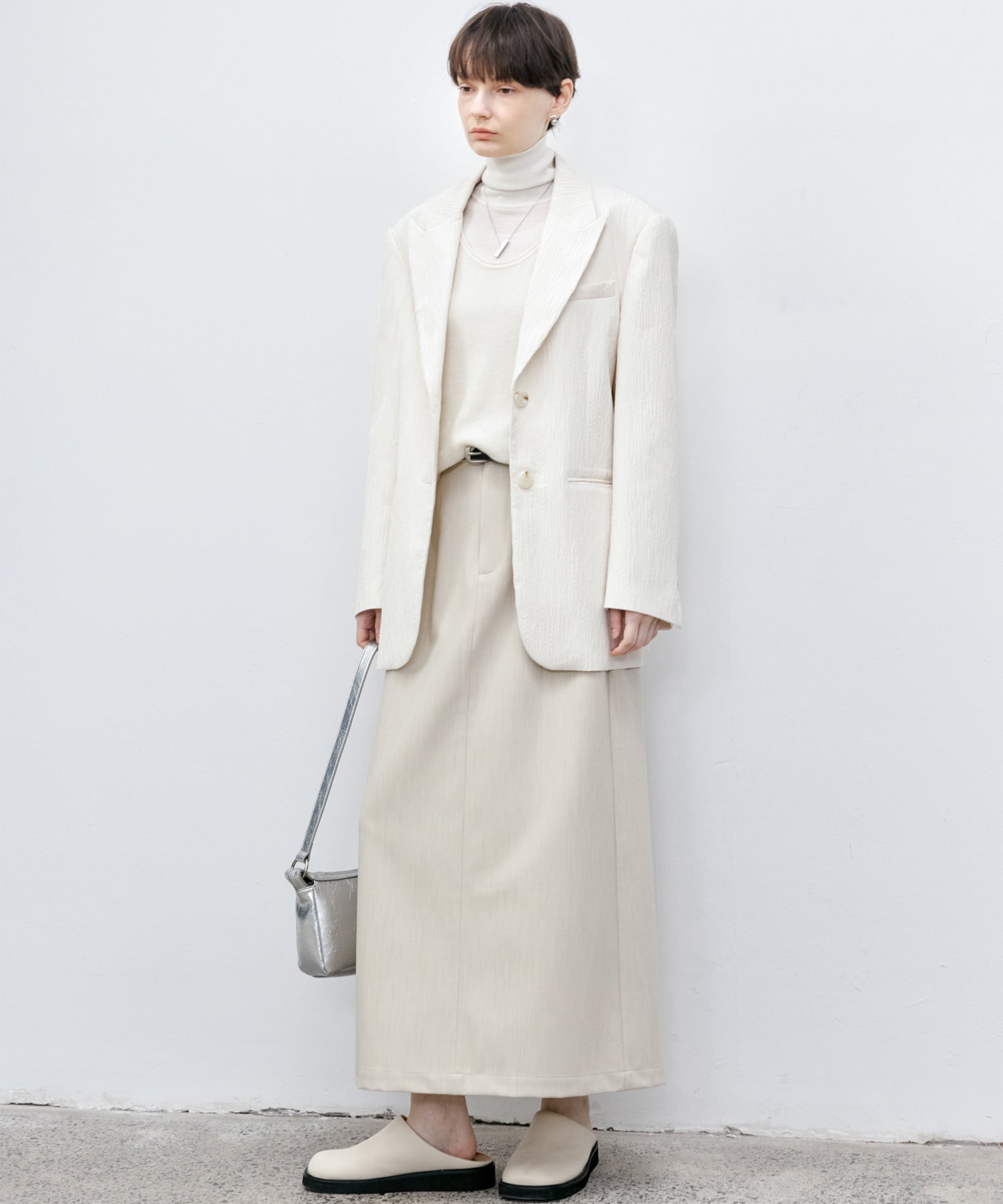 Back-slit maxi skirt