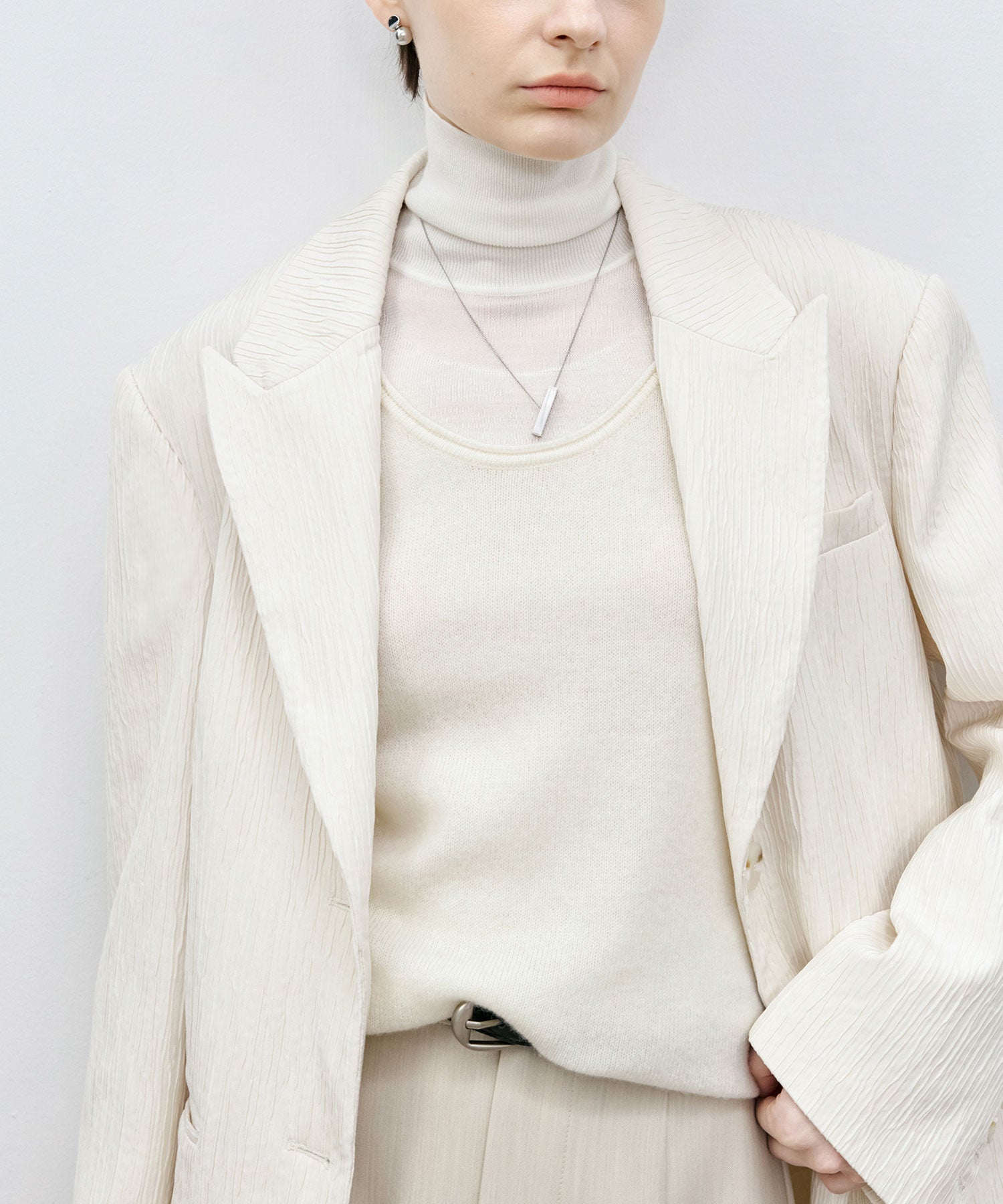 Crinkle Texture White Peak-Lapel Blazer(Shoulder Pads)