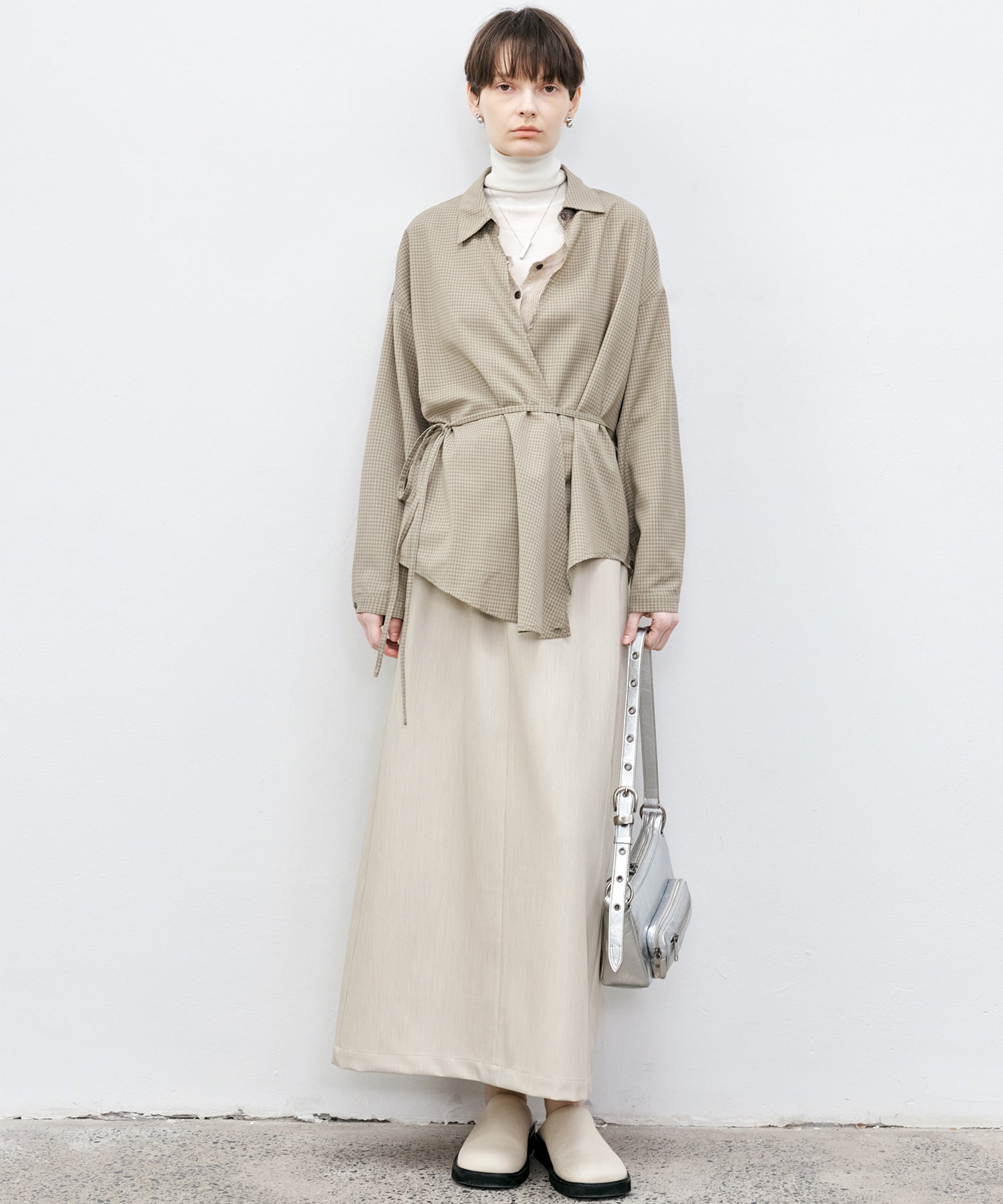 Back-slit maxi skirt