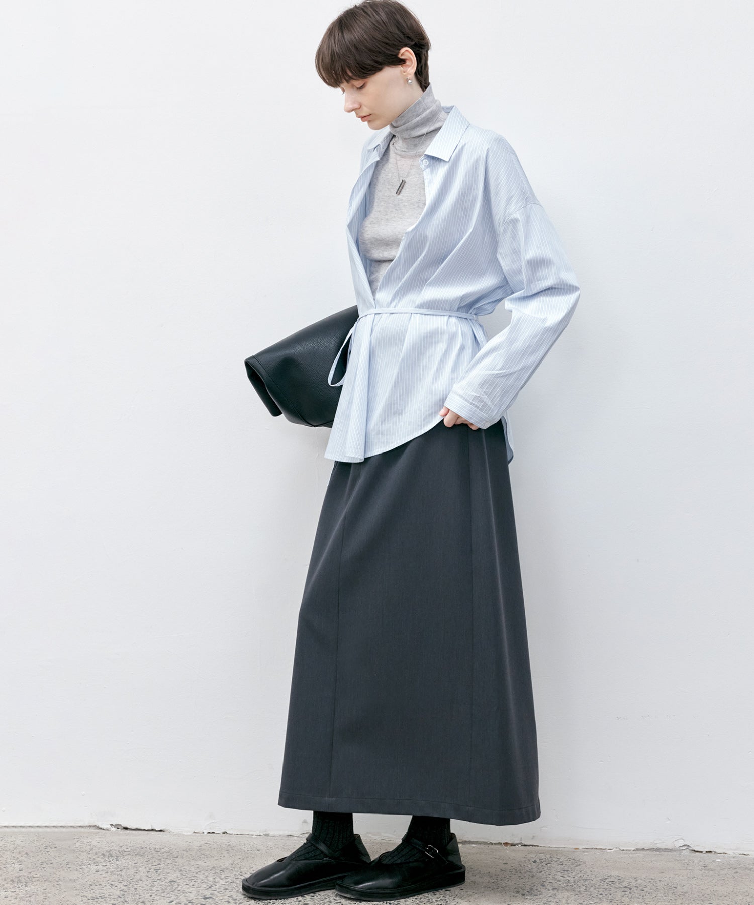 Back-slit maxi skirt