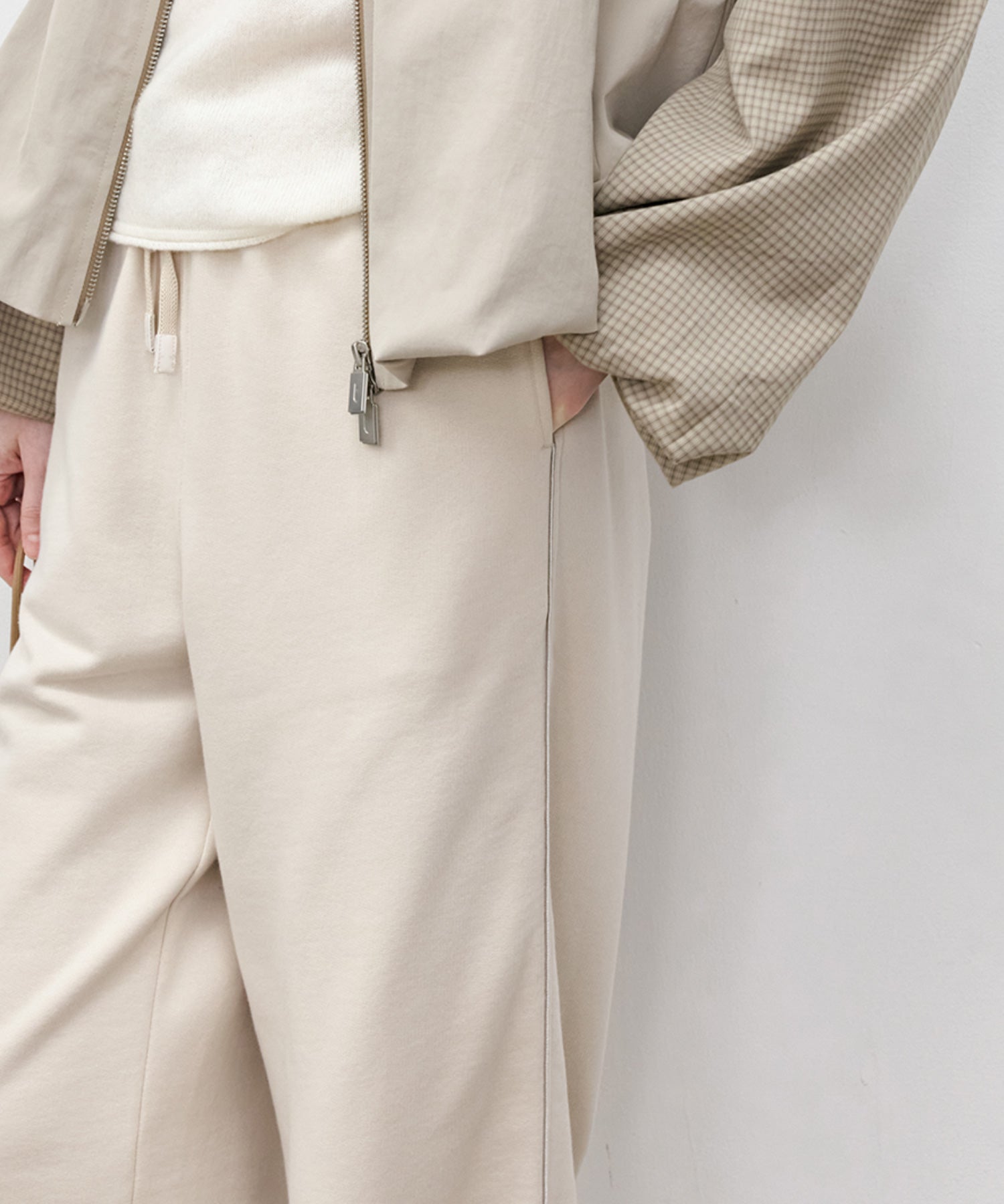 Side Stripe Design Loose Fit Straight Sweatpants
