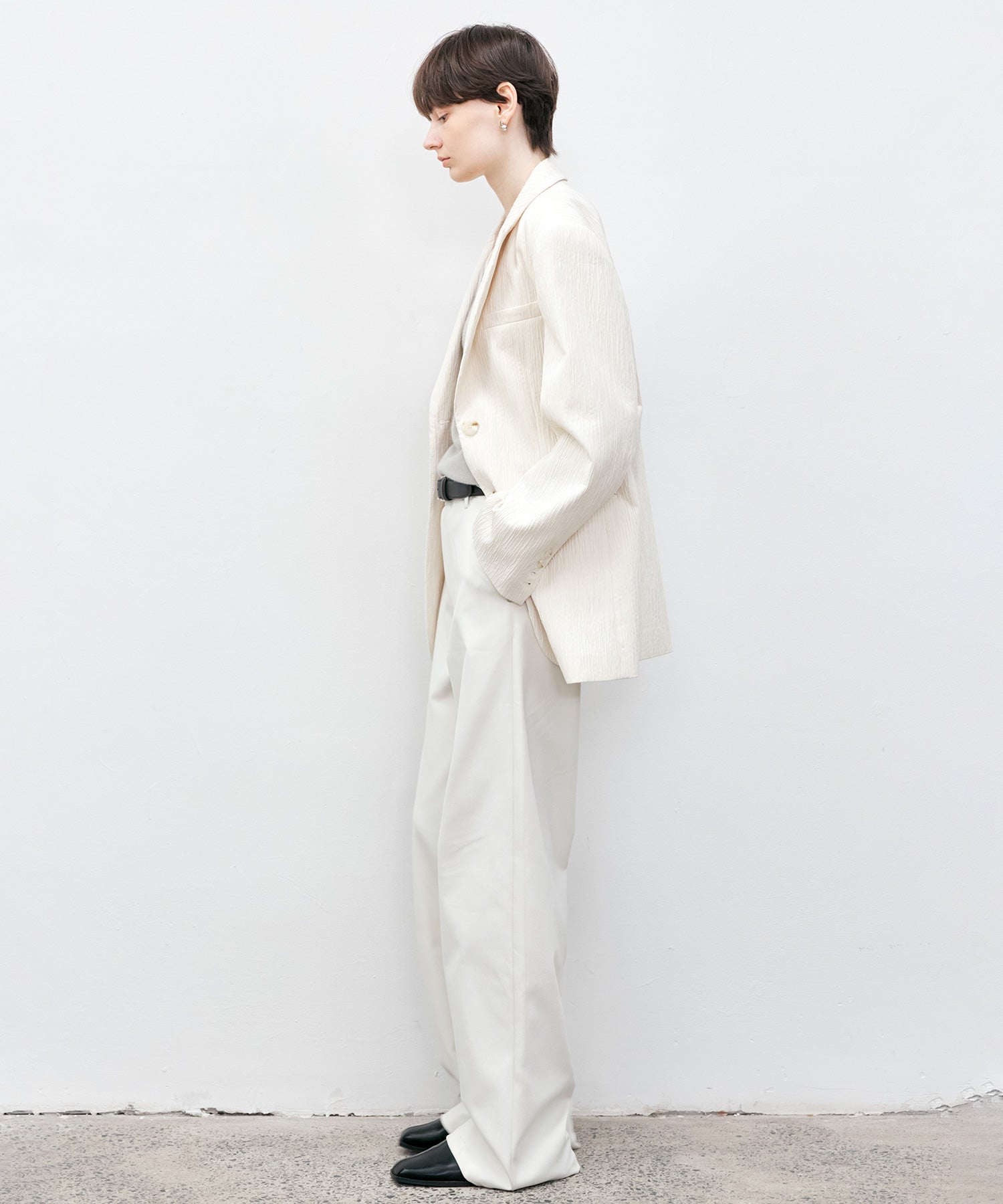 Crinkle Texture White Peak-Lapel Blazer(Shoulder Pads)