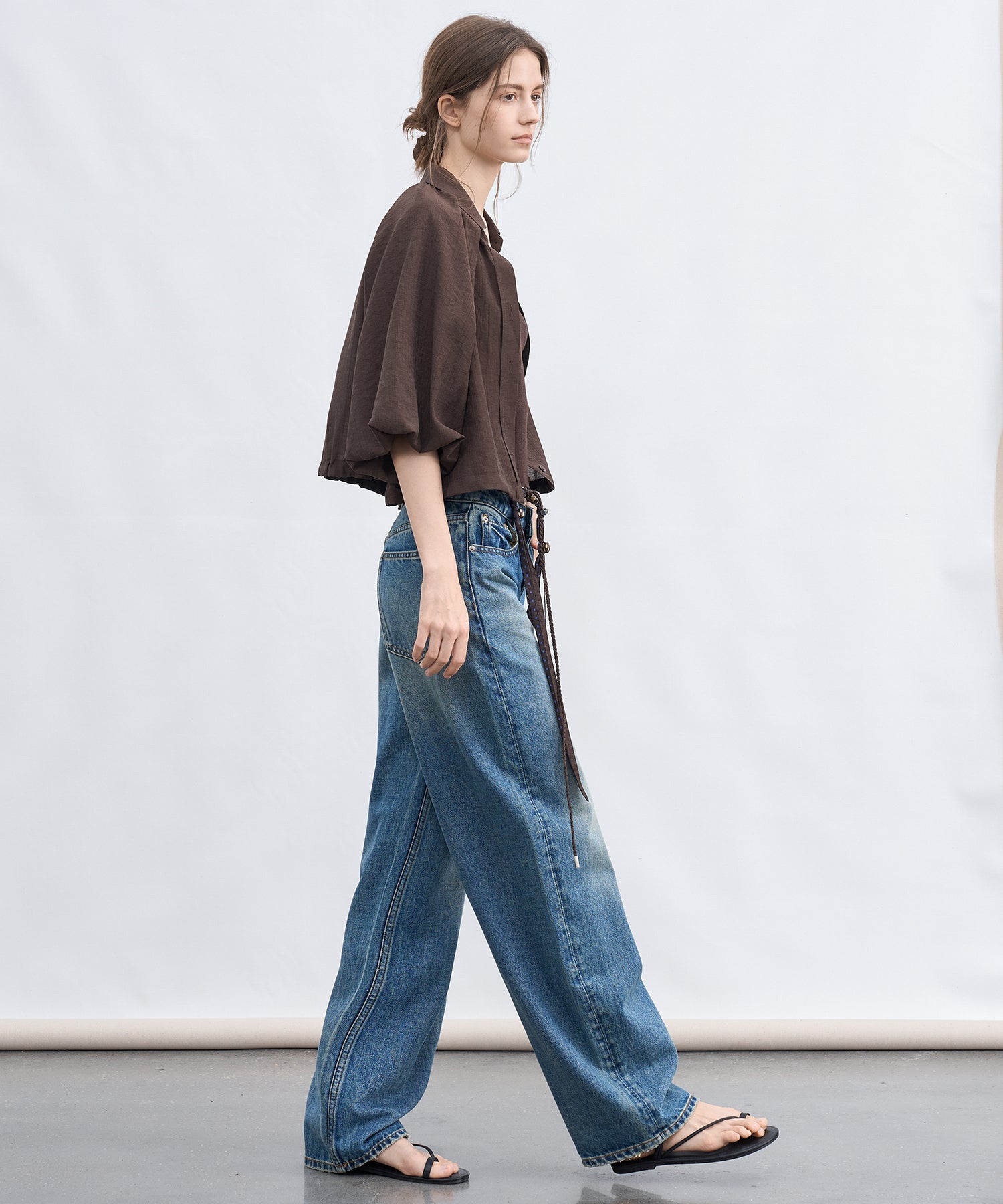 「7月上旬~中旬出荷」Sheer Stripe Balloon Sleeve Cropped Shirt
