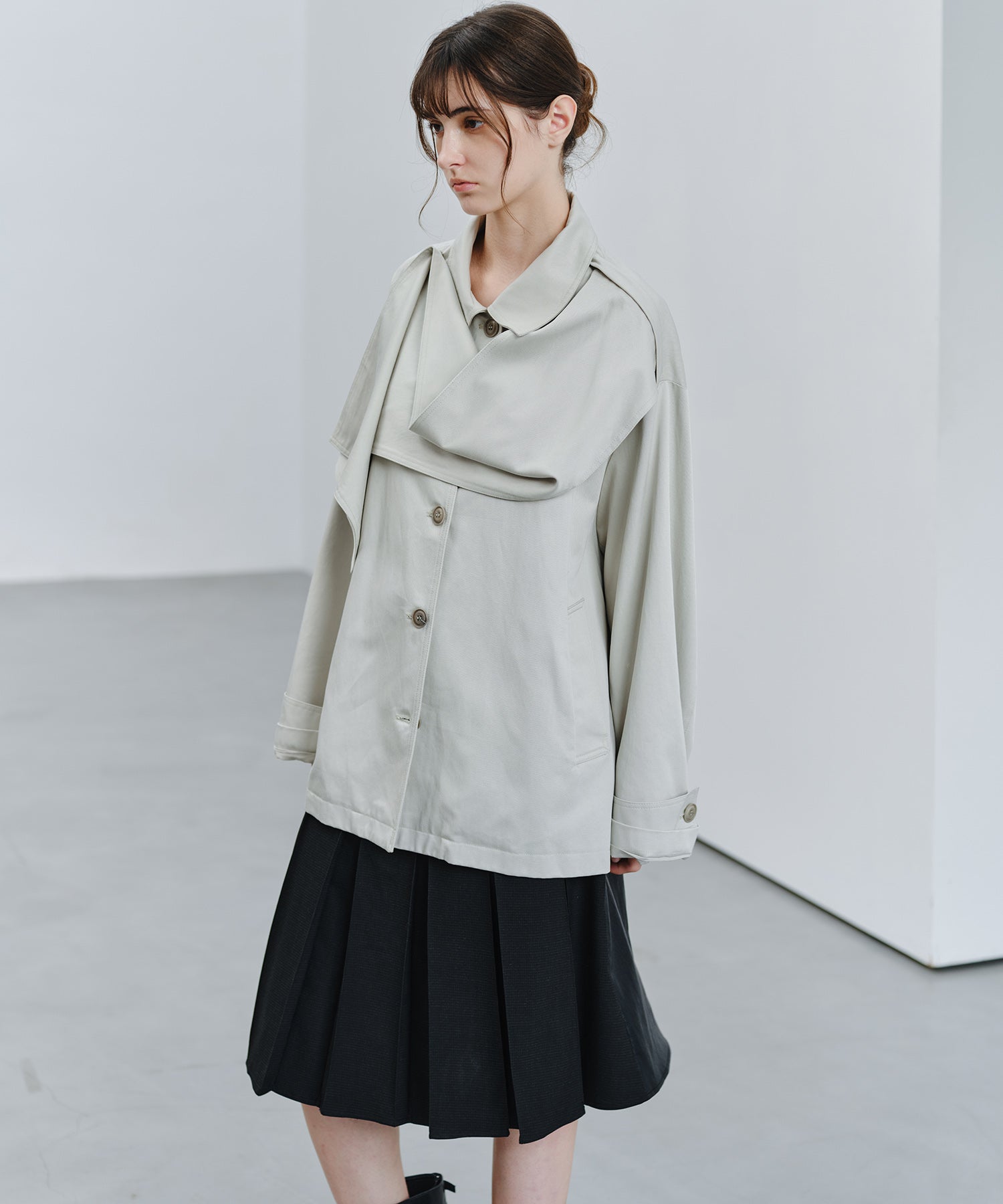 「9月下旬出荷予定」Detachable Scarf Belted Short Trench Coat