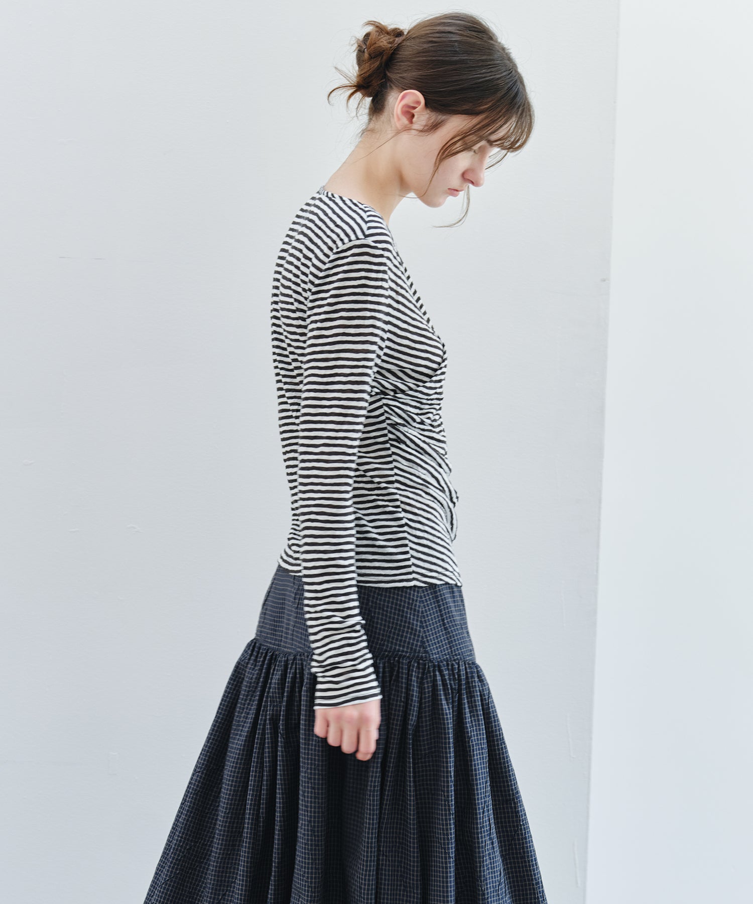 「9月下旬出荷予定」Cross Drape Neck Striped Long Sleeve Top