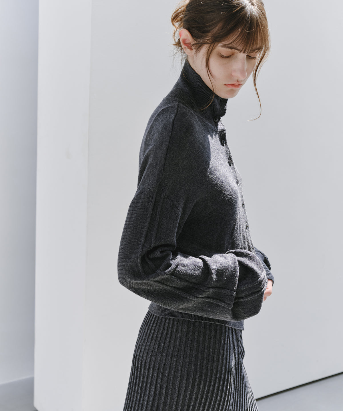 「10月下旬出荷予定」Wool Silk High Neck Button Knit Cardigan