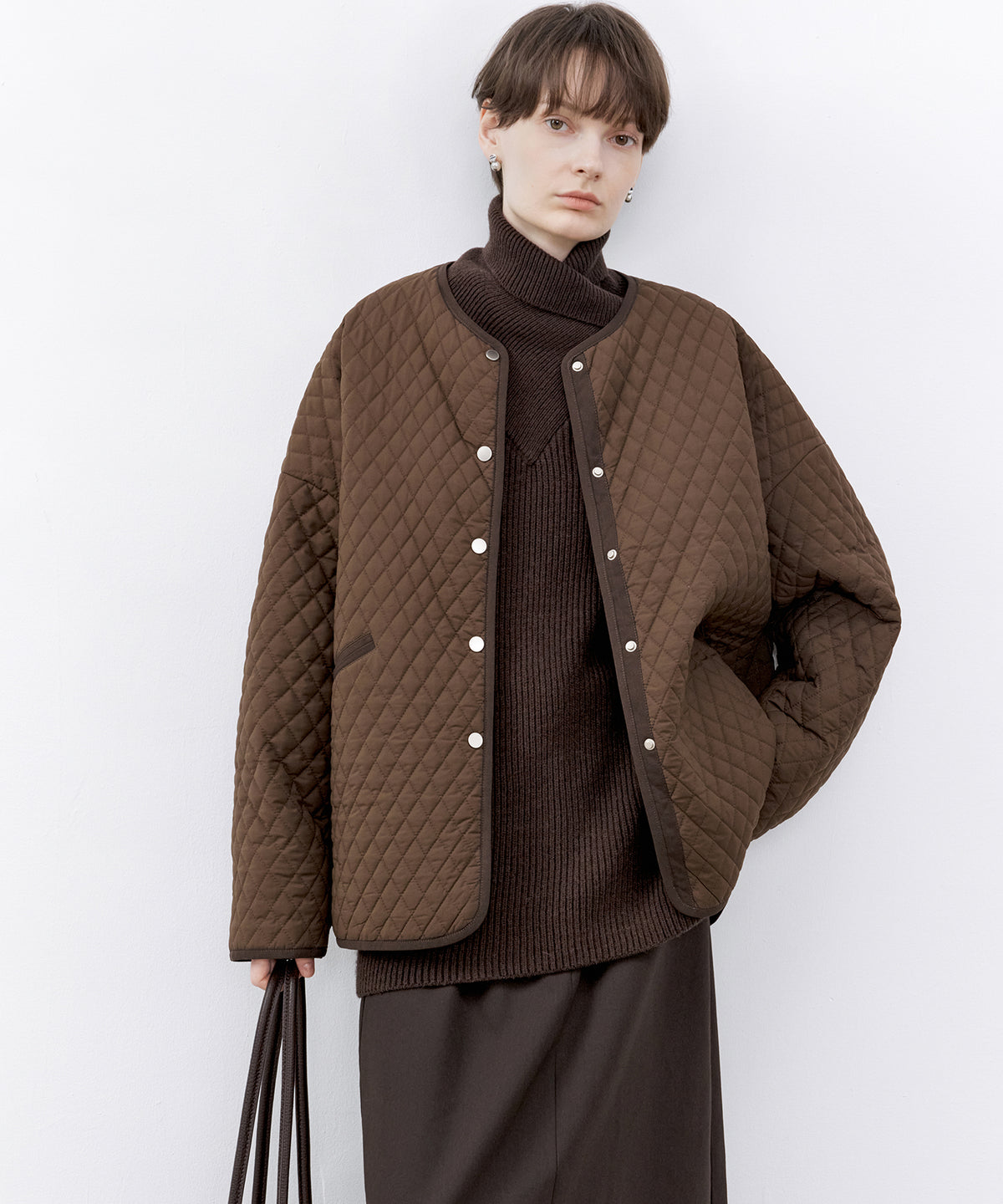 Round Hem Quilted Mid Jacket