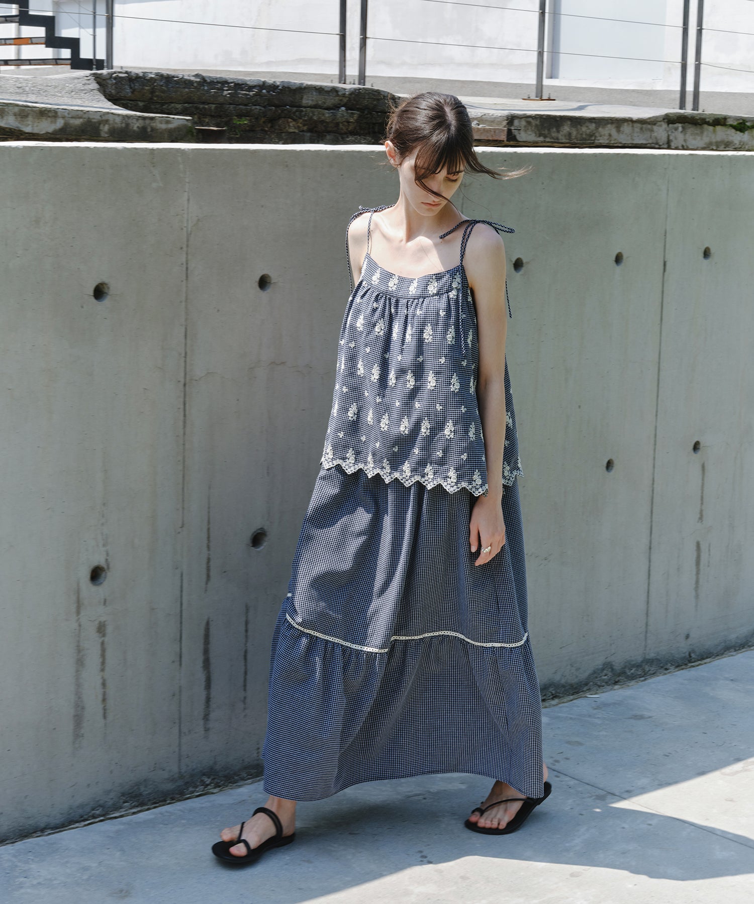 「8月中旬~下旬出荷」Embroidered Gingham Tiered Cami Dress