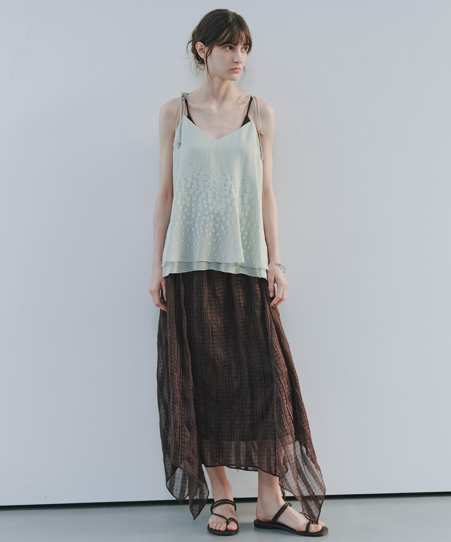 「7月中旬~下旬出荷」Sheer Check Asymmetric Skirt