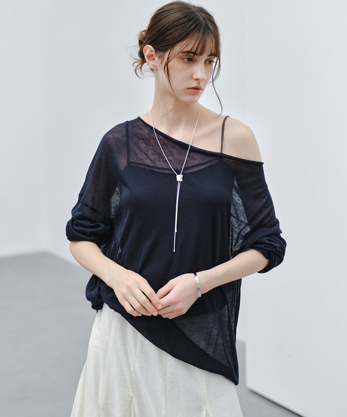 「9月下旬出荷予定」Drape Neck Sheer Loose Knit Top