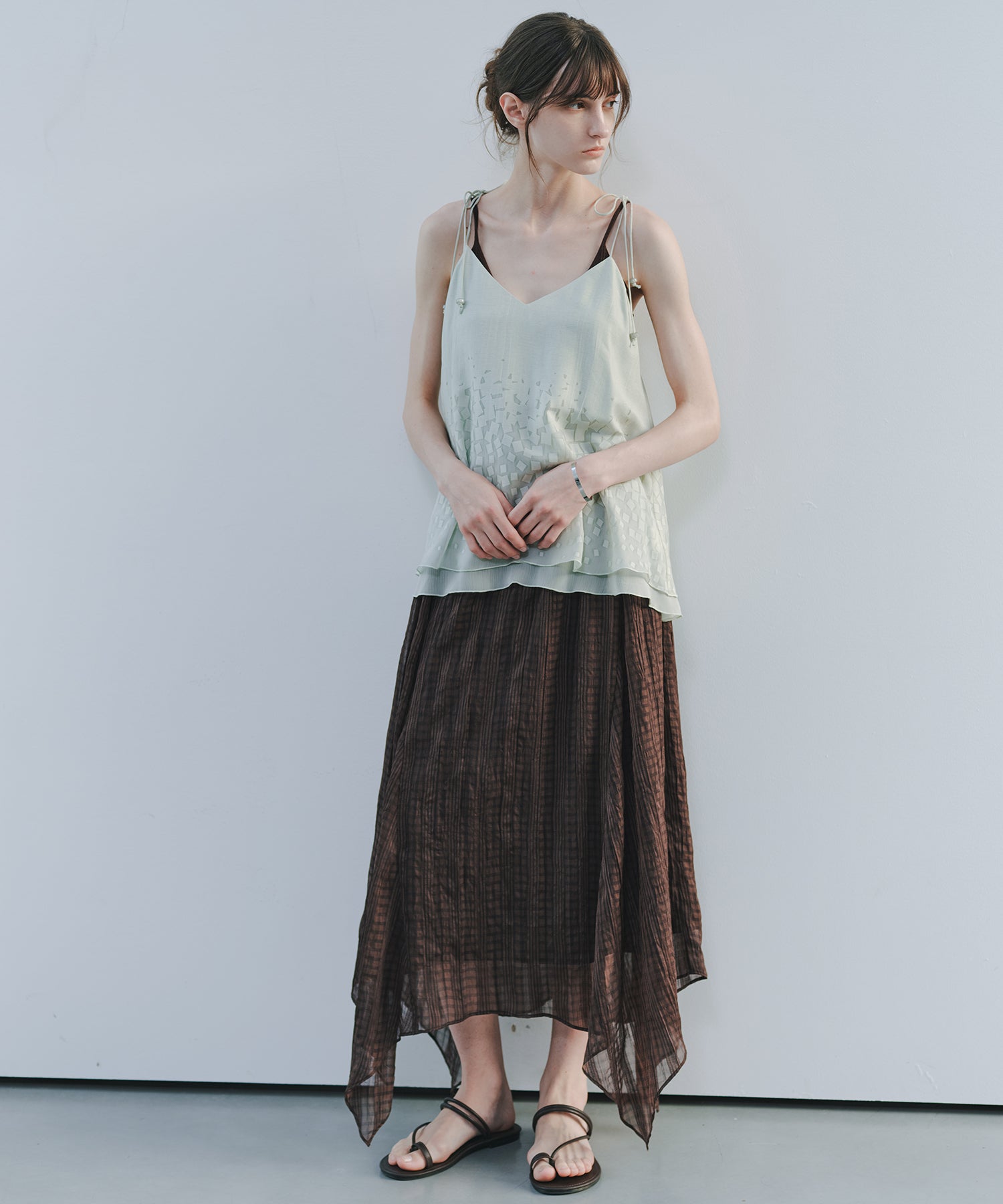 「7月中旬~下旬出荷」Sheer Check Asymmetric Skirt