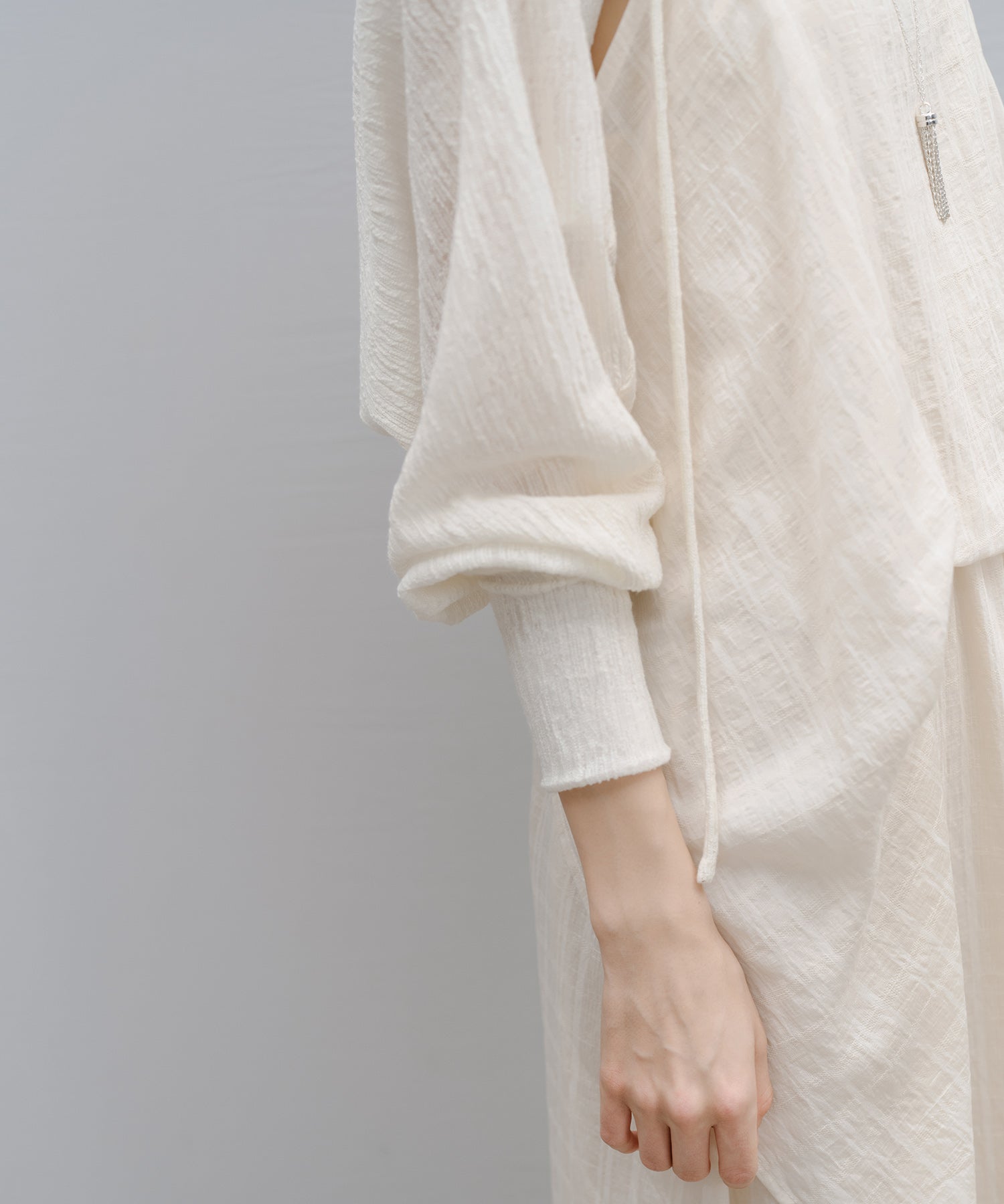 "Shipping from late February to early March" Textured Sheer Bolero Cardigan