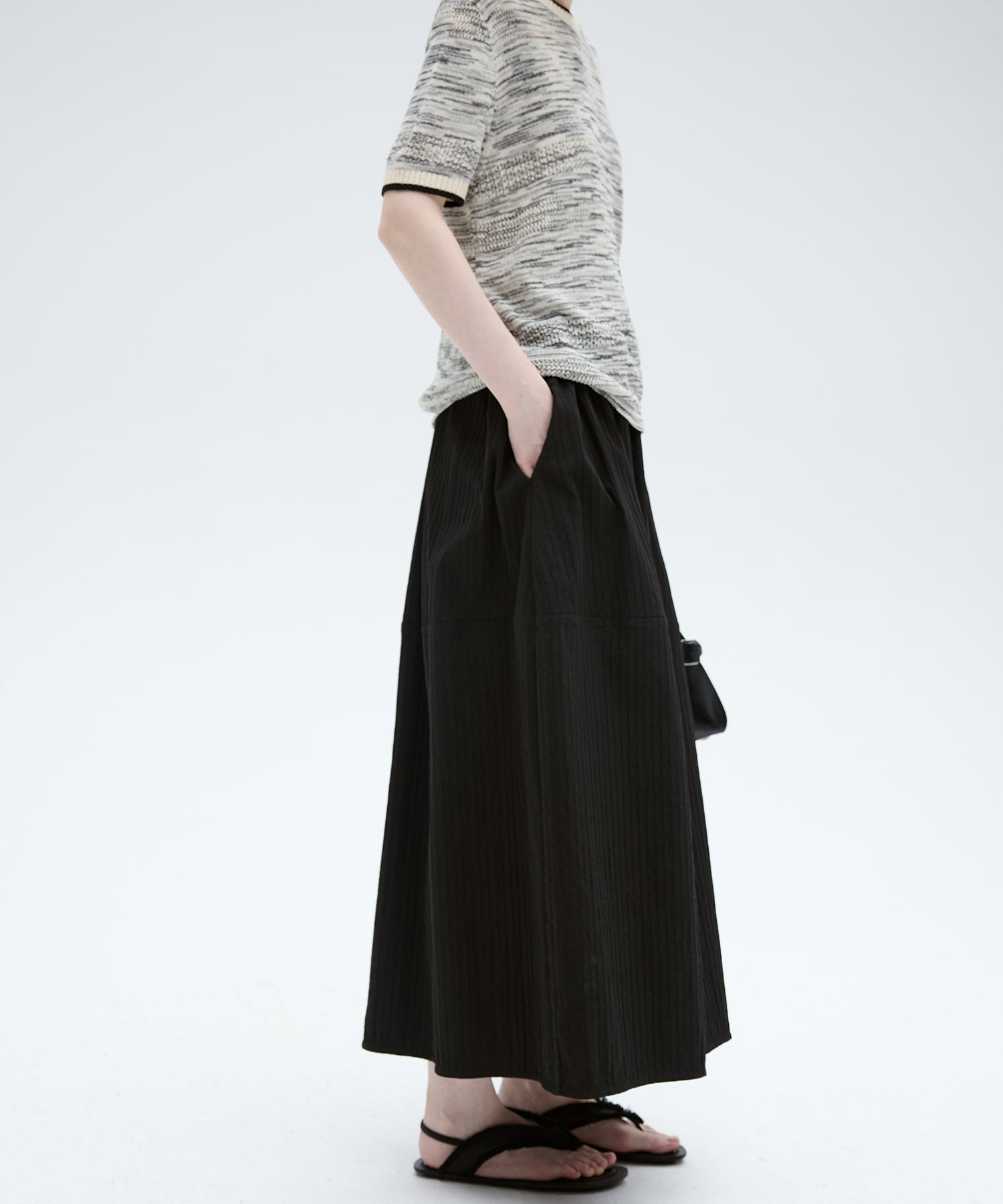 Textured Stripe Semi-Balloon Long Skirt