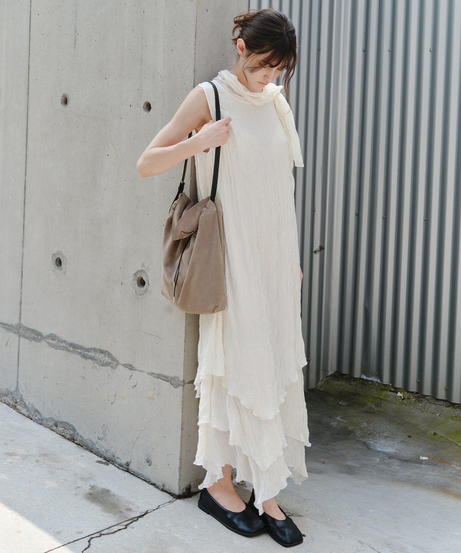 「9月下旬出荷予定」Washed Texture Scarf Collar Layered Dress