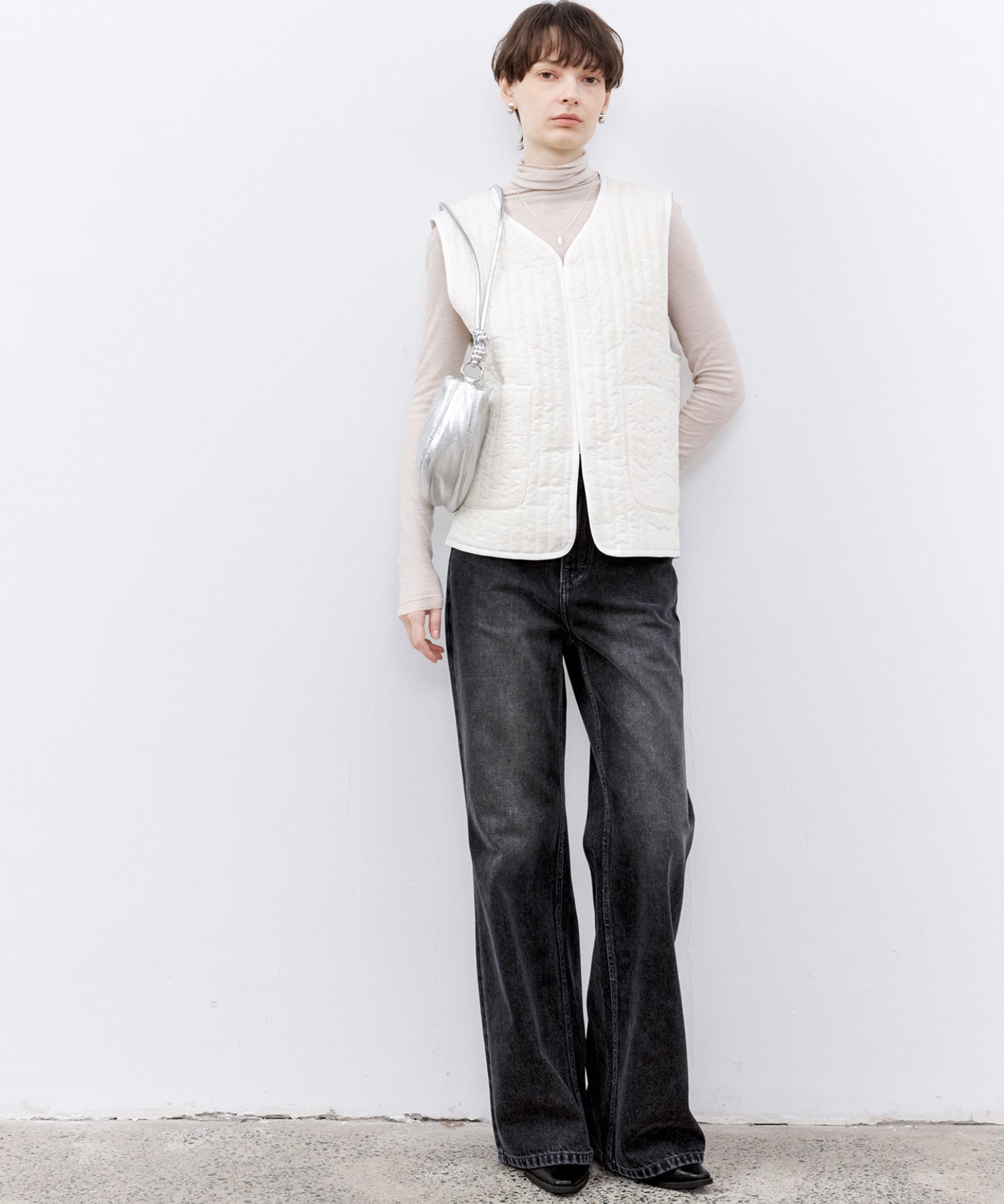 Draped Texture Wool Turtleneck Long Sleeve Top