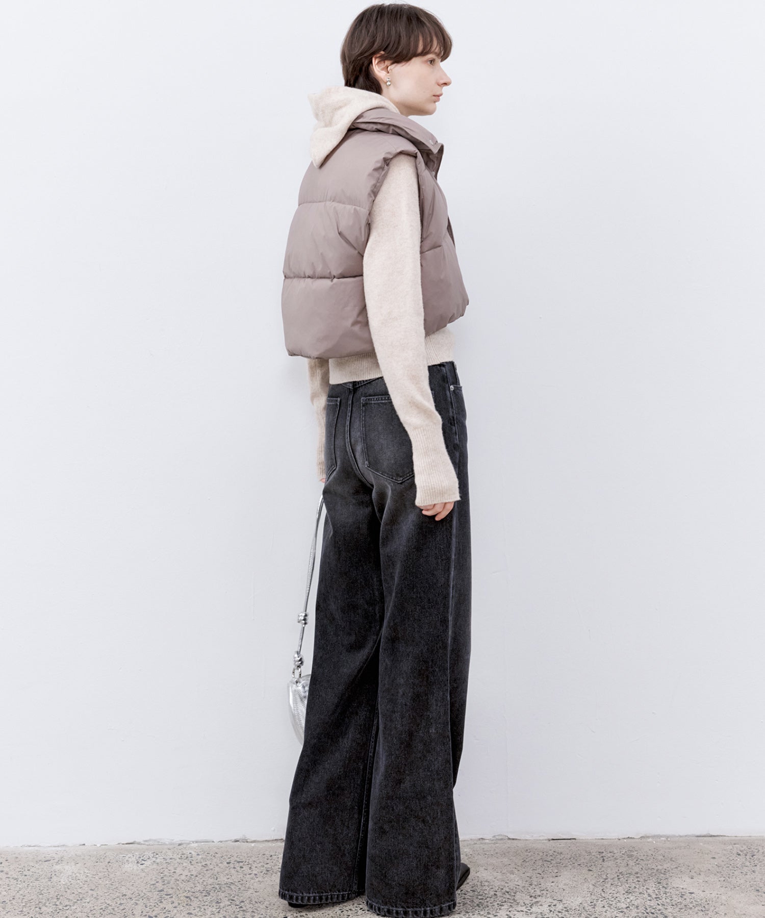 Cropped Puffer Vest with Moldable Neckline